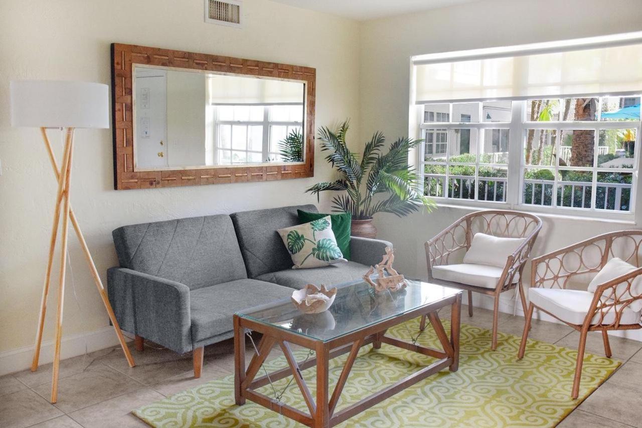 Suites at Coral Resorts