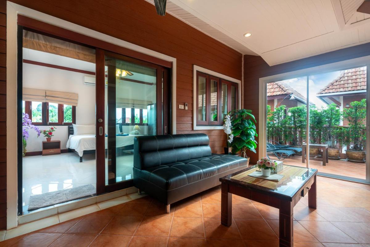Naiyang Beach Private Pool Villa