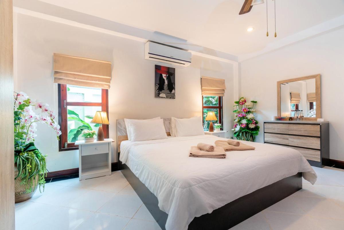 Naiyang Beach Private Pool Villa