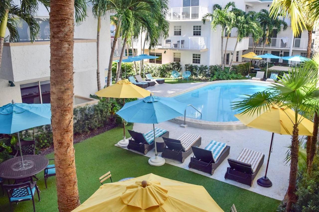 Suites at Coral Resorts