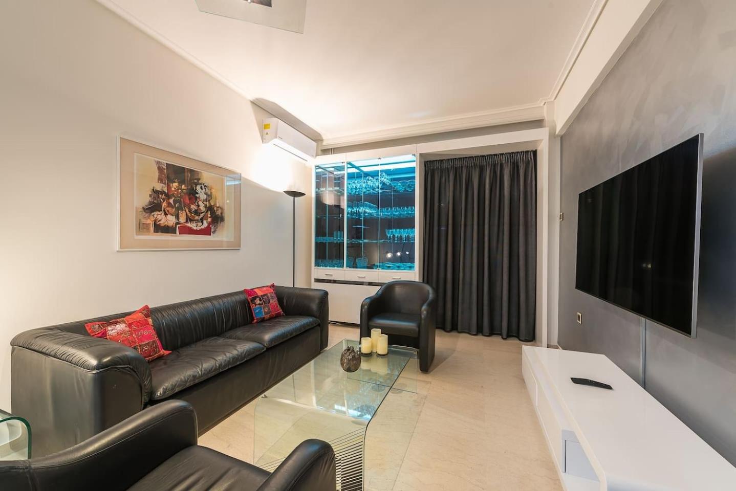 Seaside Central Apartment