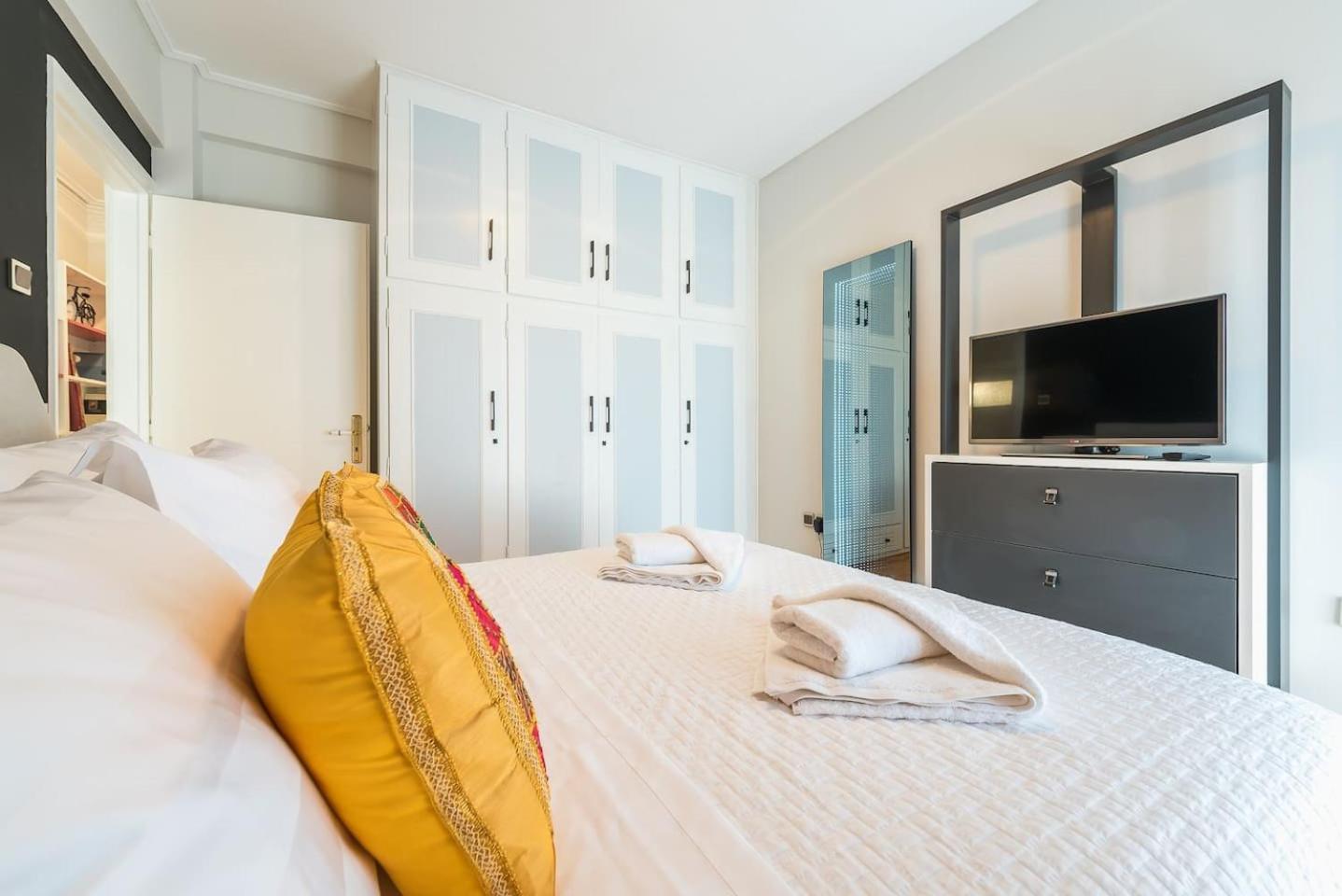 Seaside Central Apartment