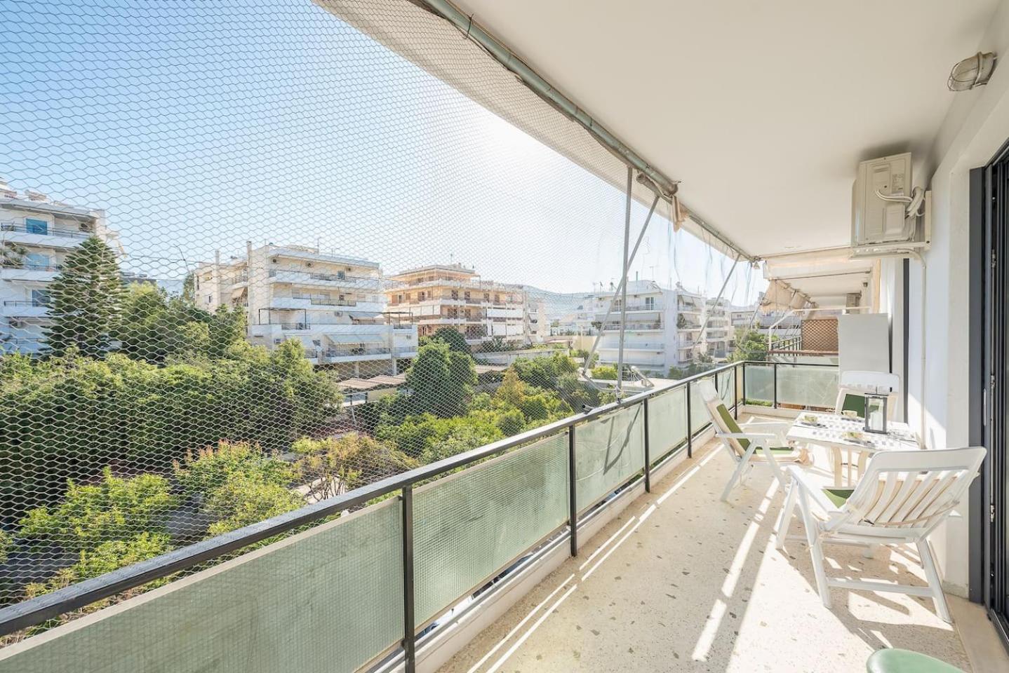 Seaside Central Apartment