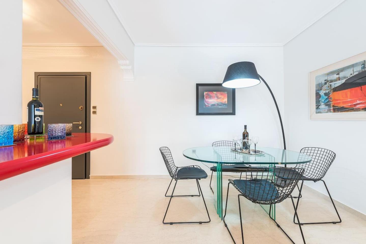 Seaside Central Apartment