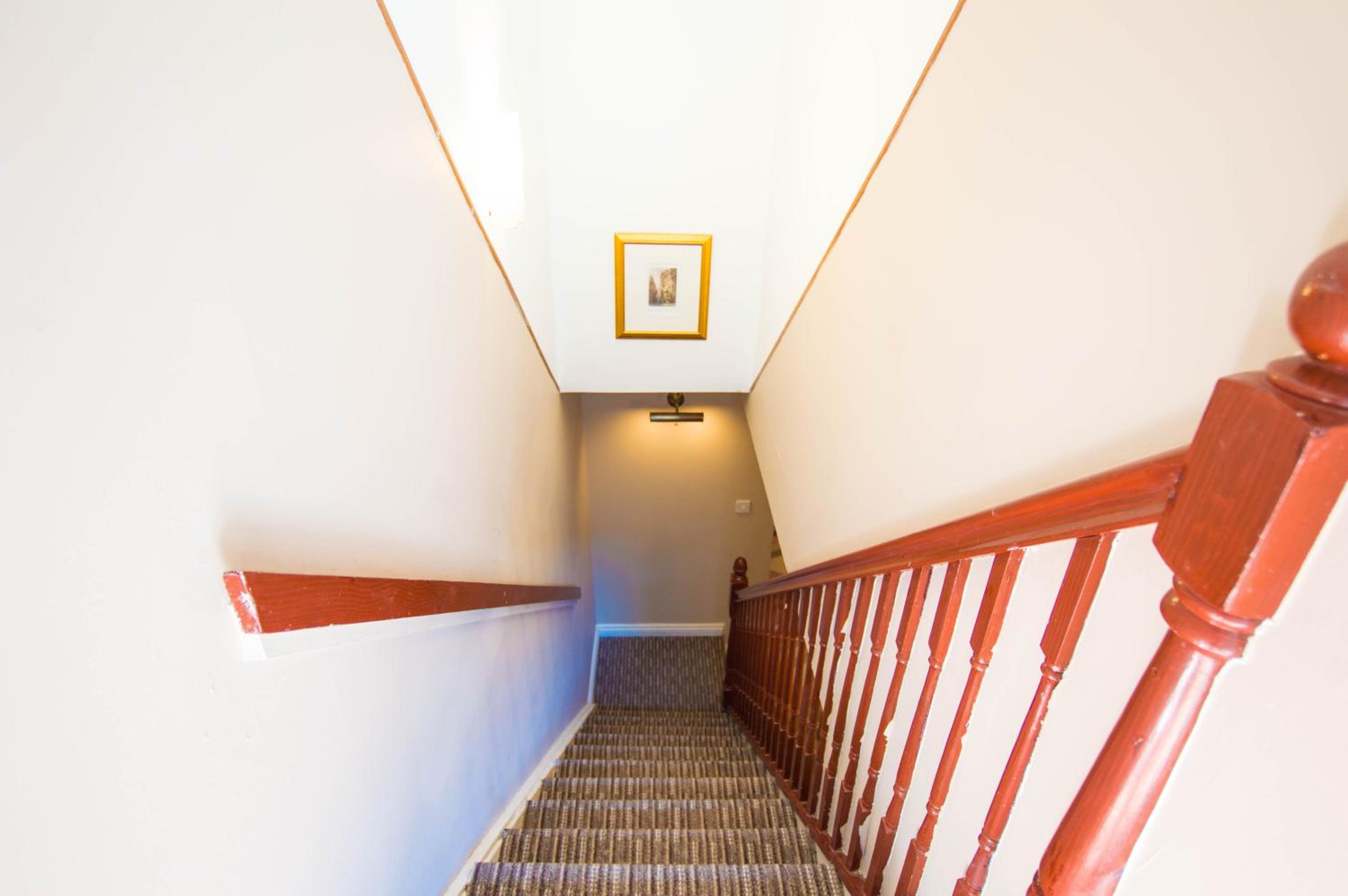 Montgomery Apartments - Crighton view 5