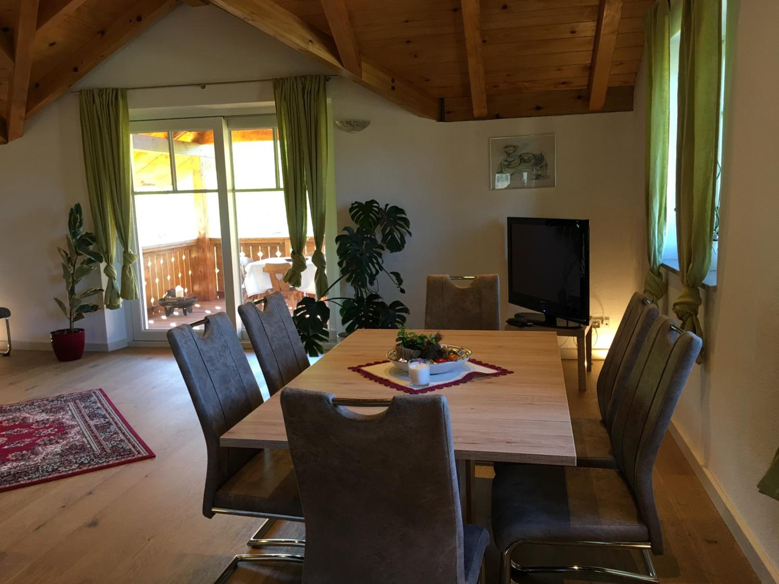 Ferienwohnungen Schlader