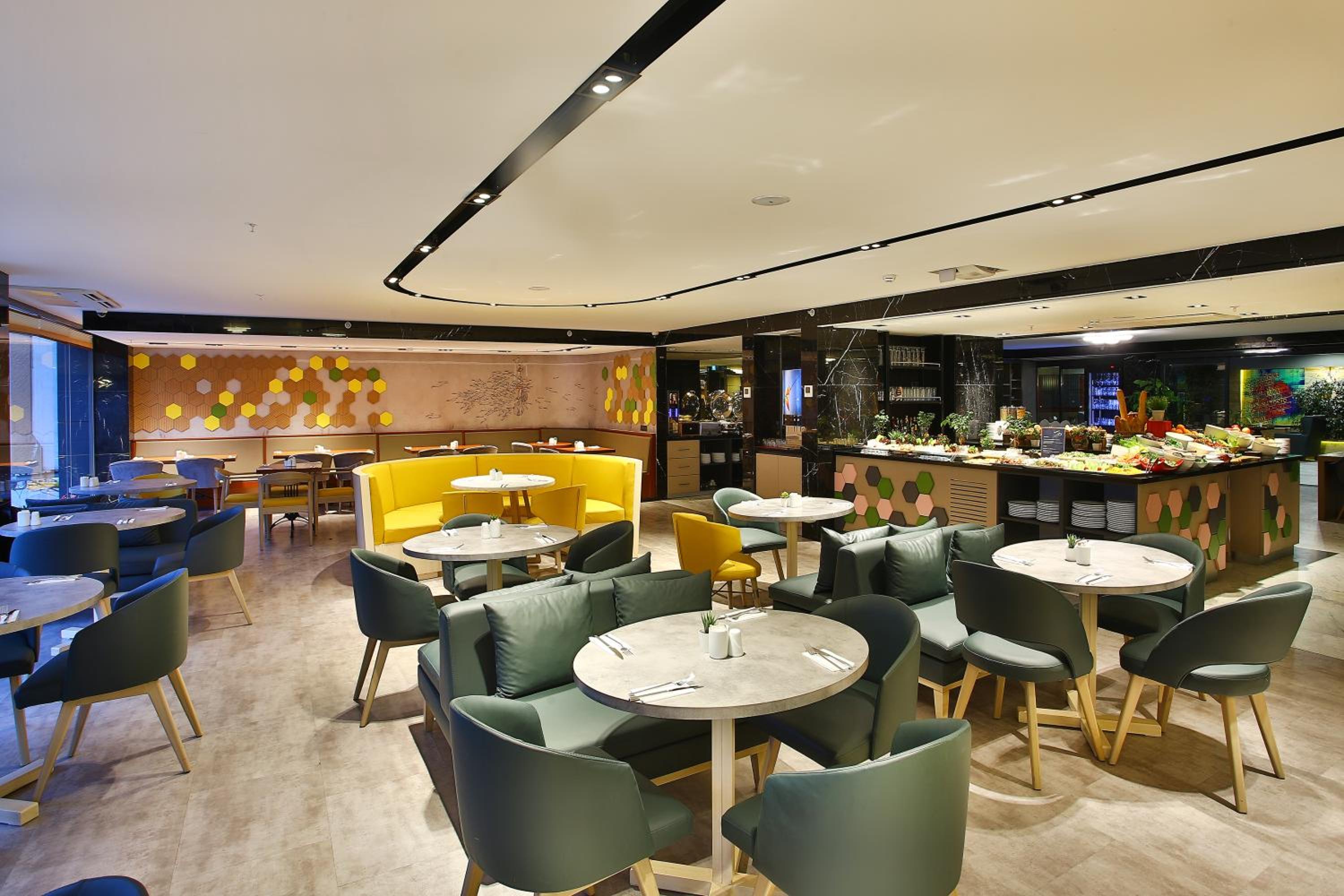ibis Styles İstanbul Bomonti - Image 10