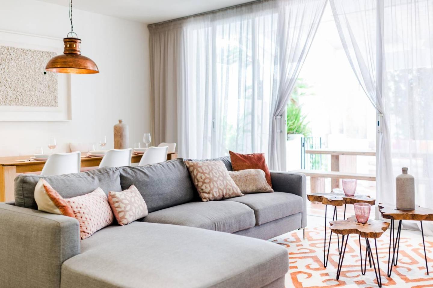 Marina Puente Romano - Groundfloor - 3 Bedrooms view 2