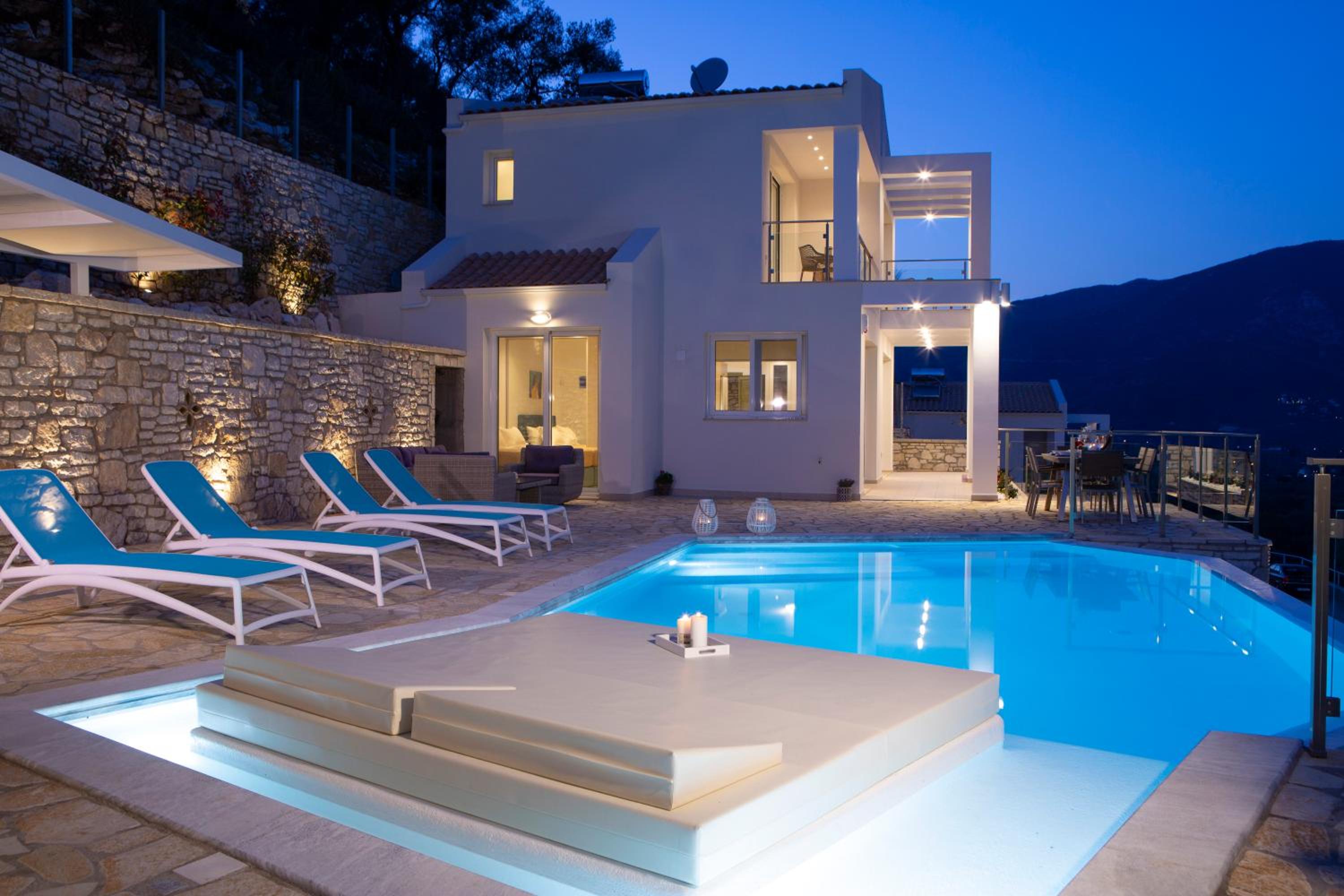 AFRODITI VILLAS Collection