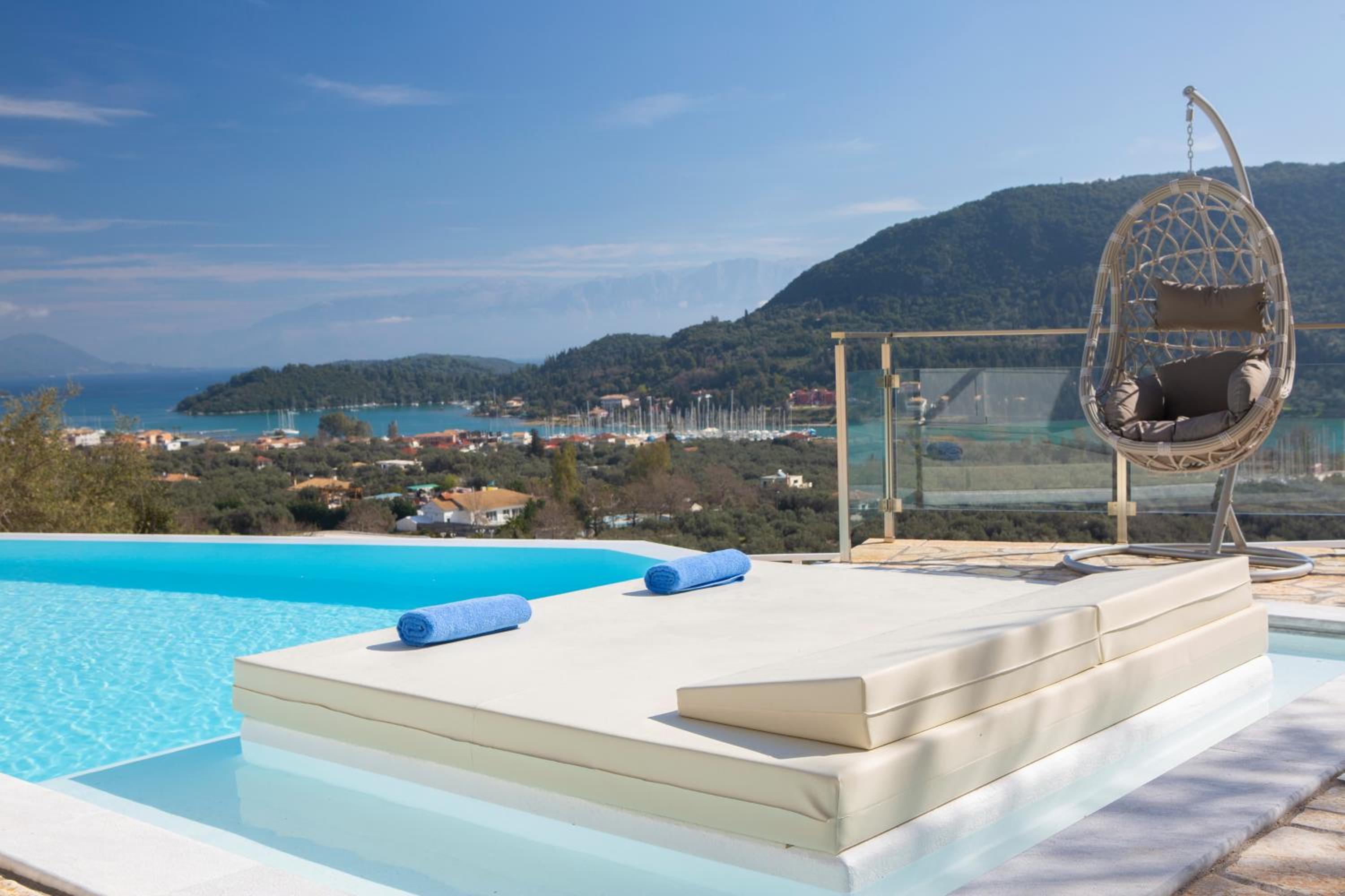 AFRODITI VILLAS Collection