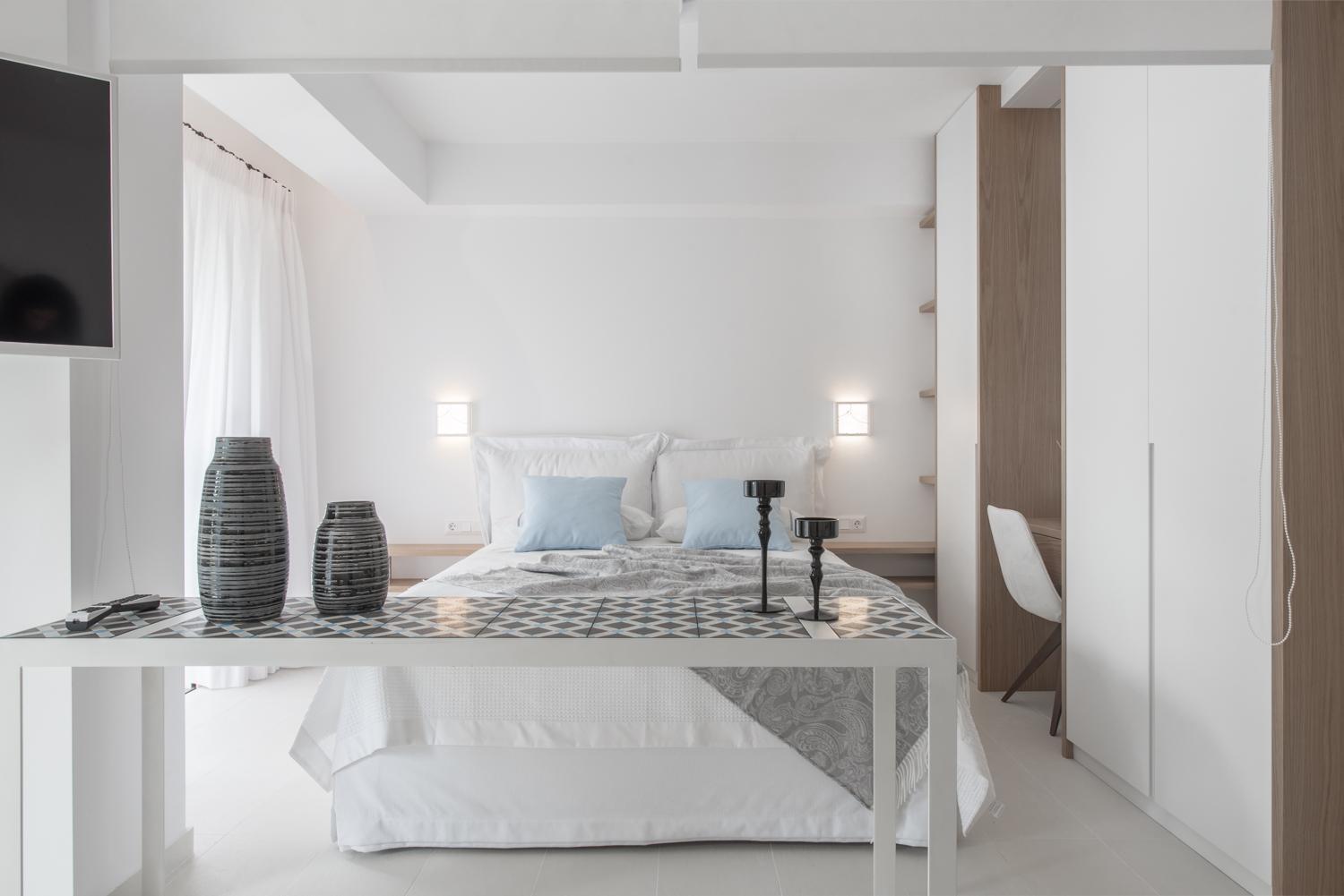 Vouliagmeni Vacations - Bliss Living - Property Image 4