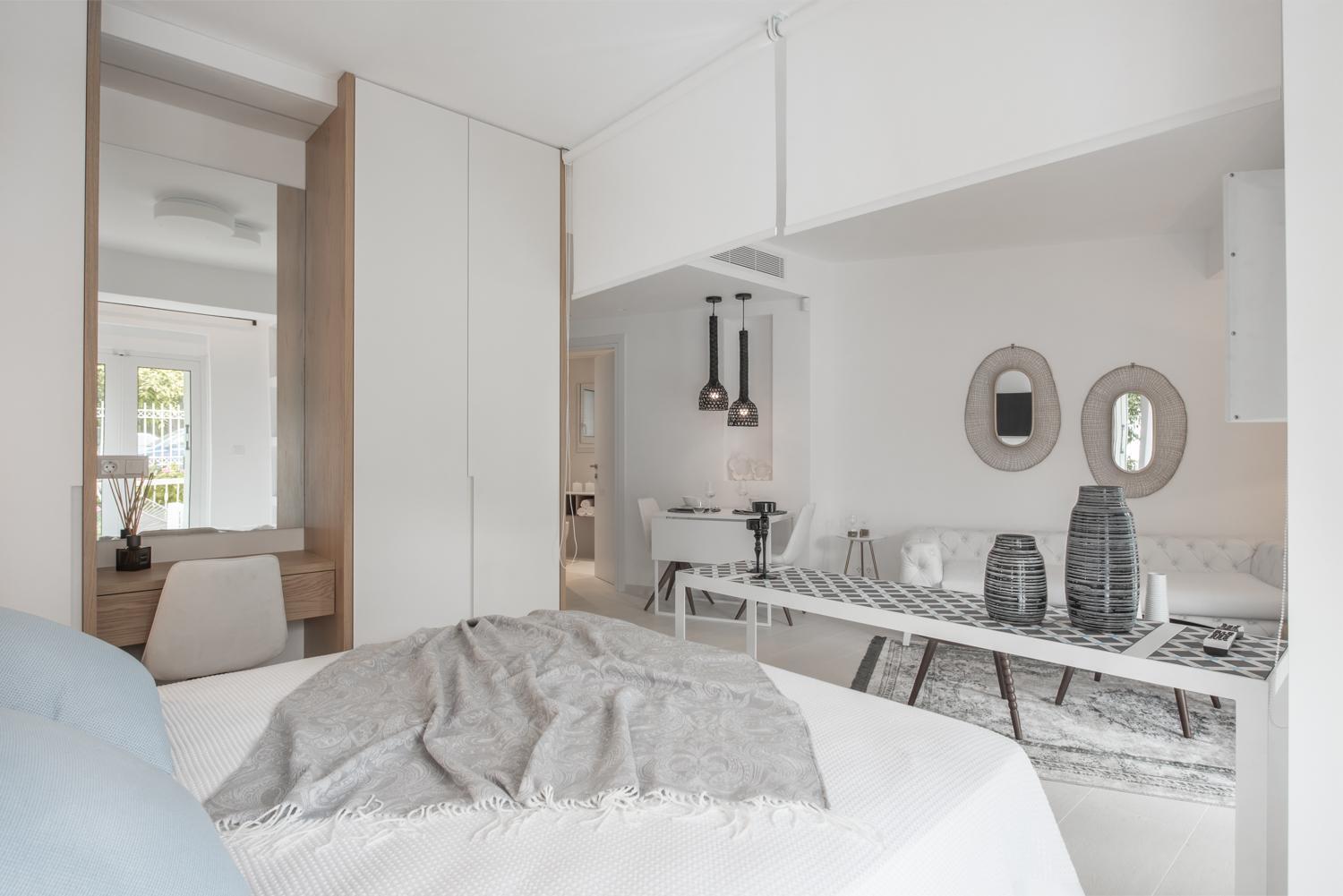 Vouliagmeni Vacations - Bliss Living - Property Image 12