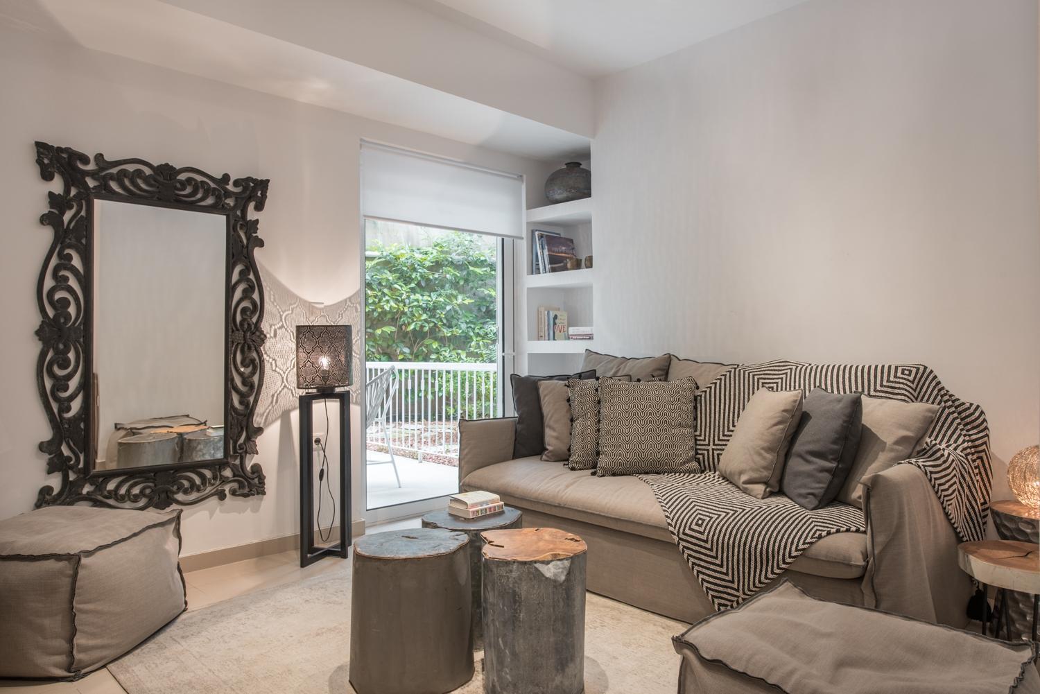 Vouliagmeni Vacations - Bliss Living - Property Image 5