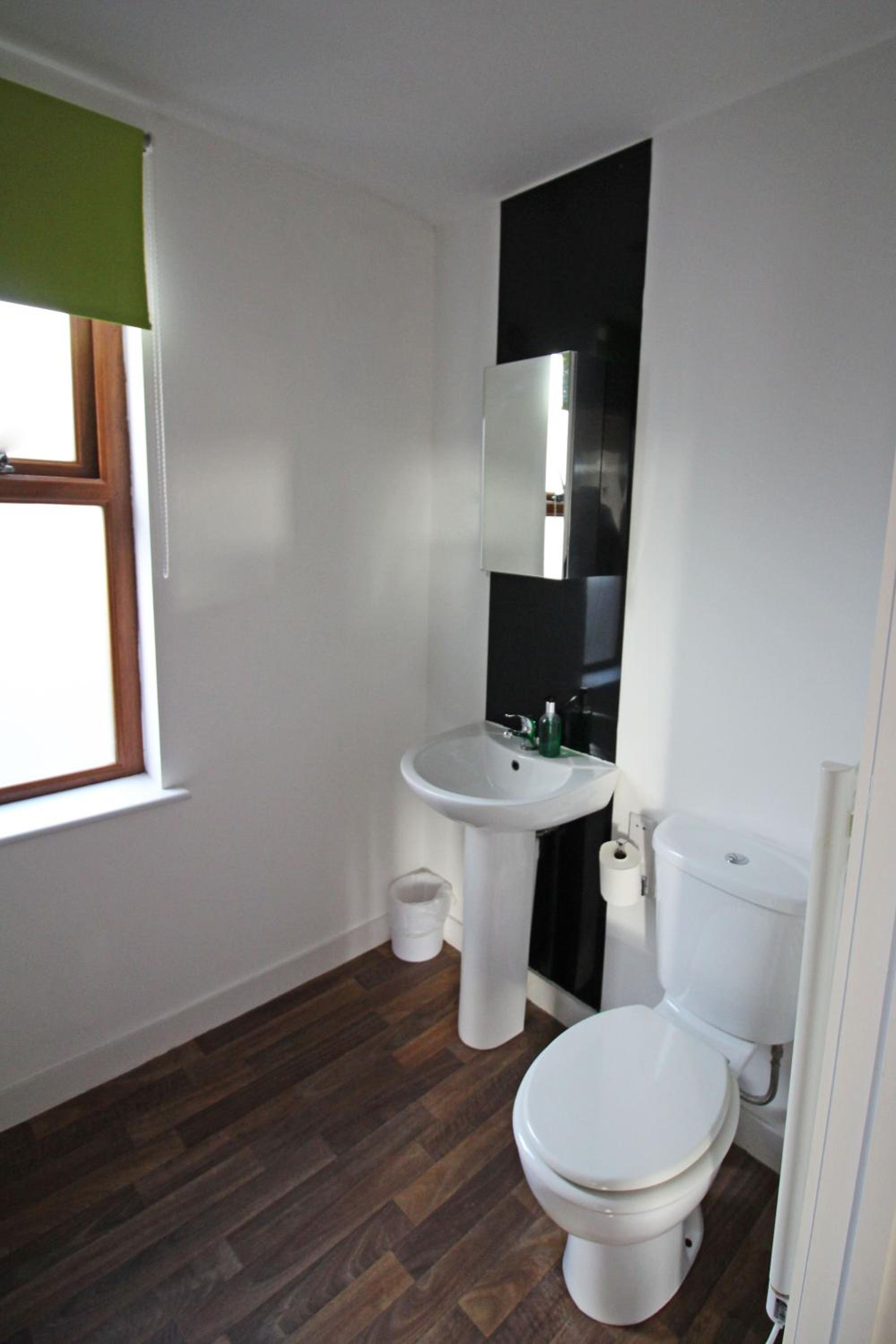 Photo 43
