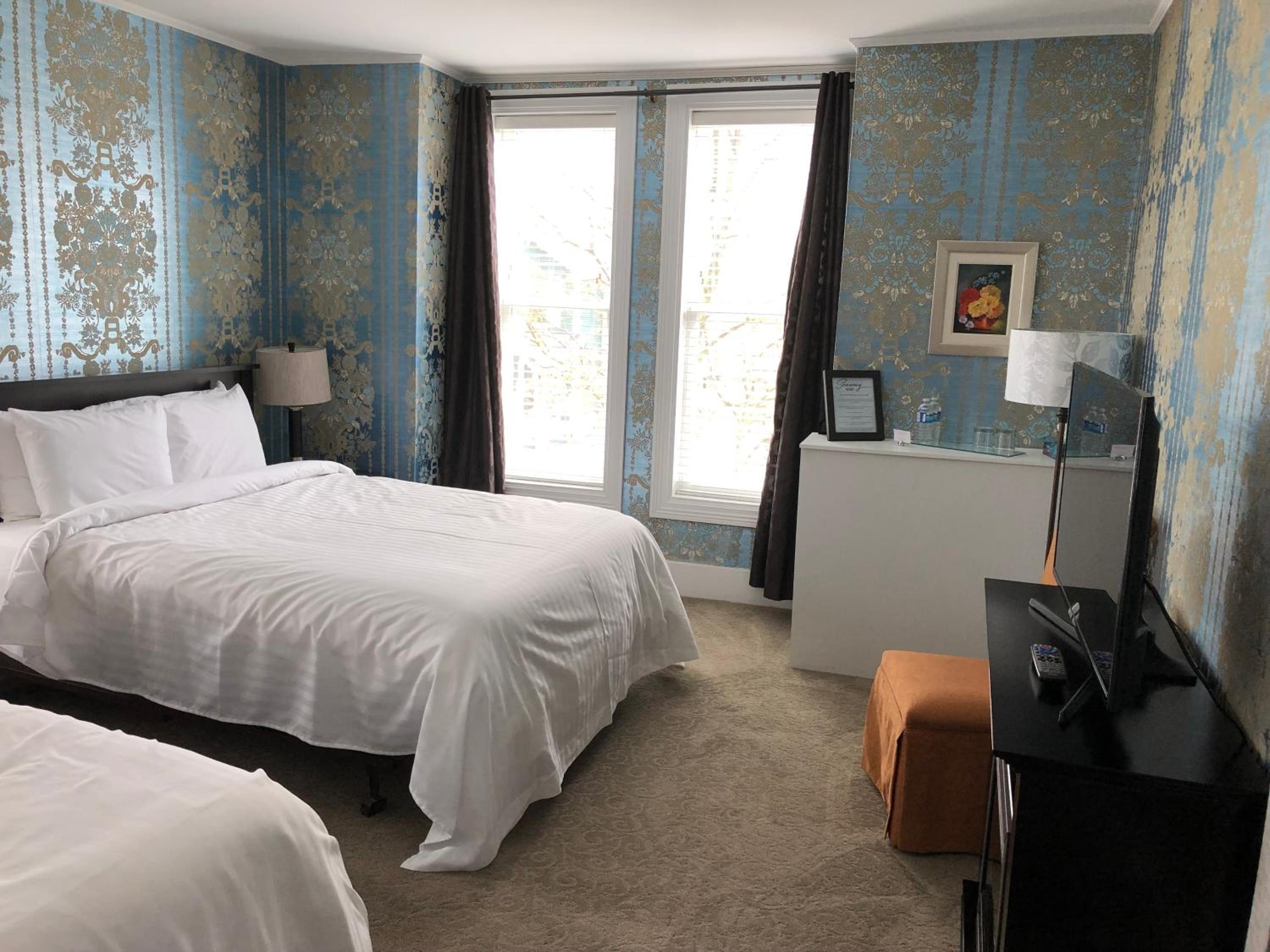 Seaway Manor B&B