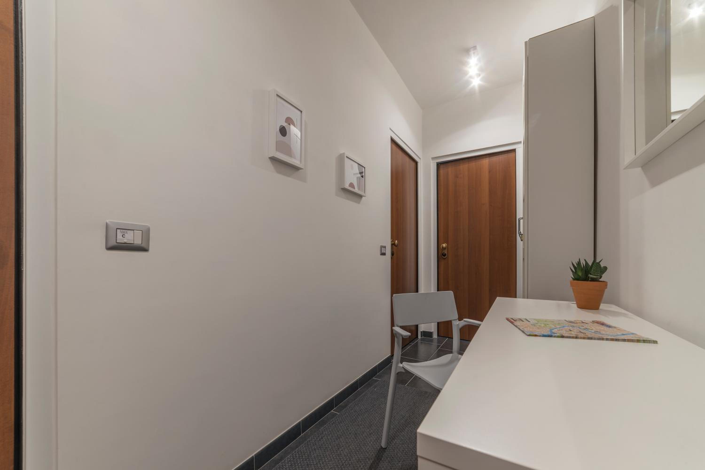 Nomentana White Apartments