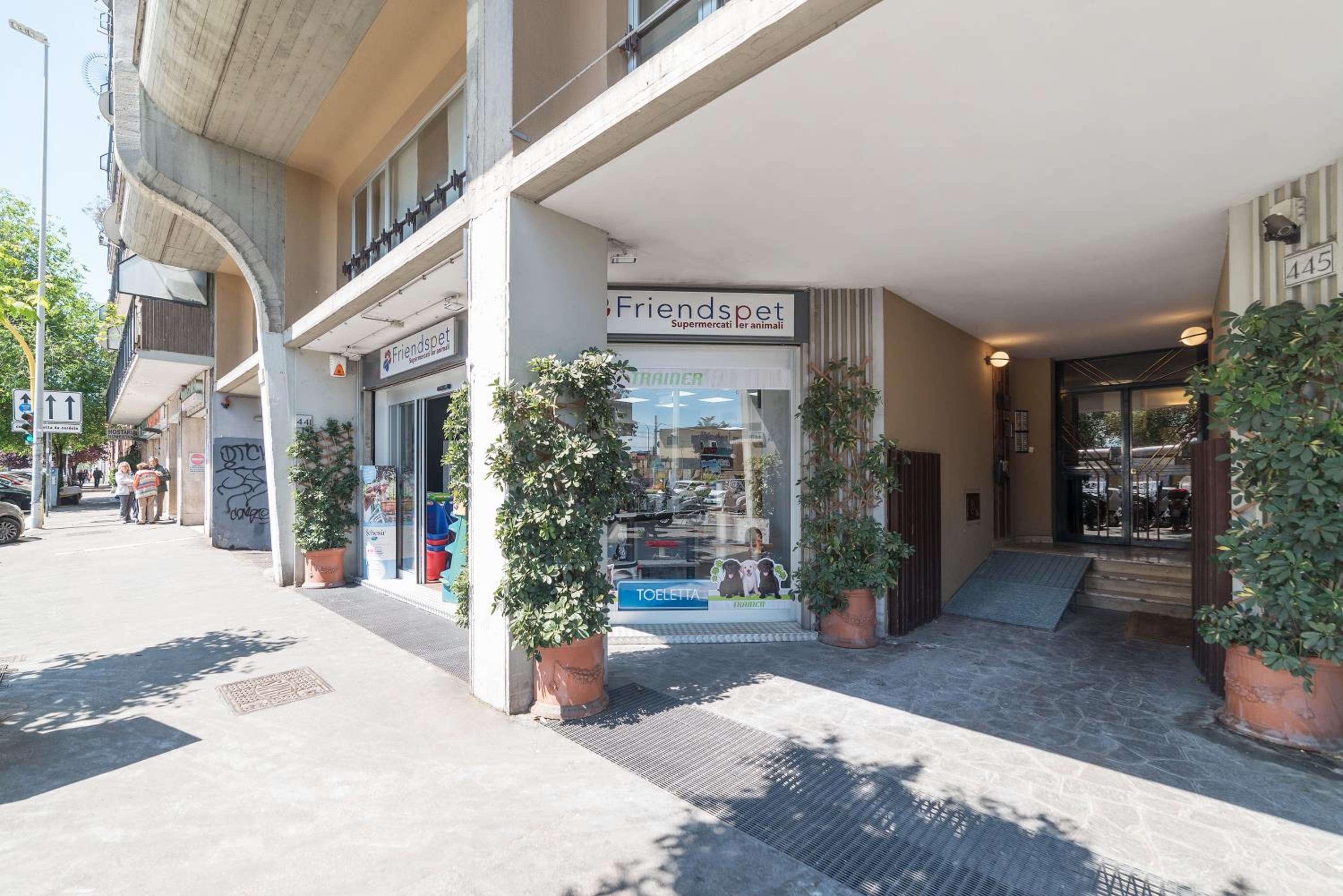 Nomentana White Apartments