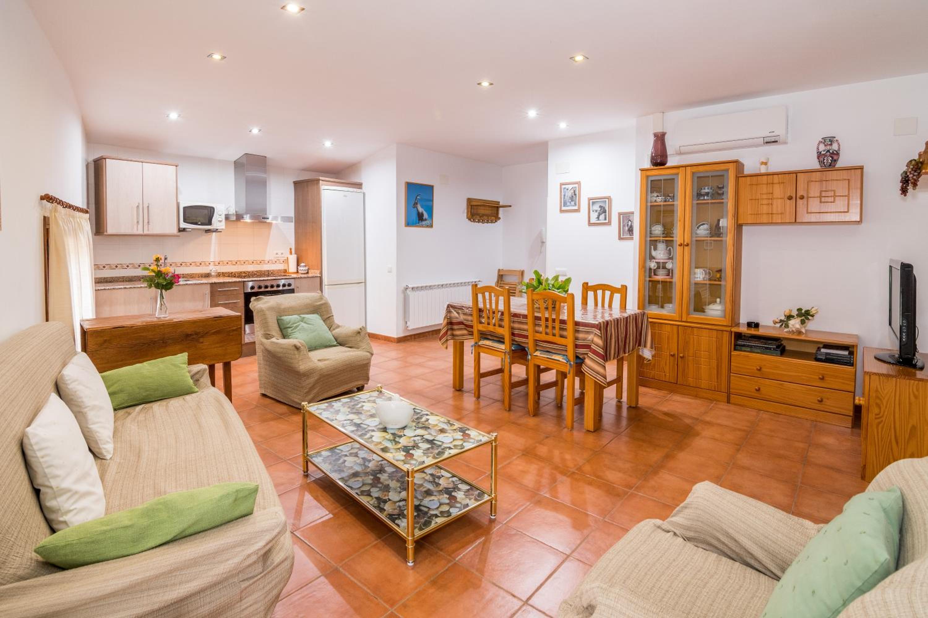 CASA MICOLAU view 2
