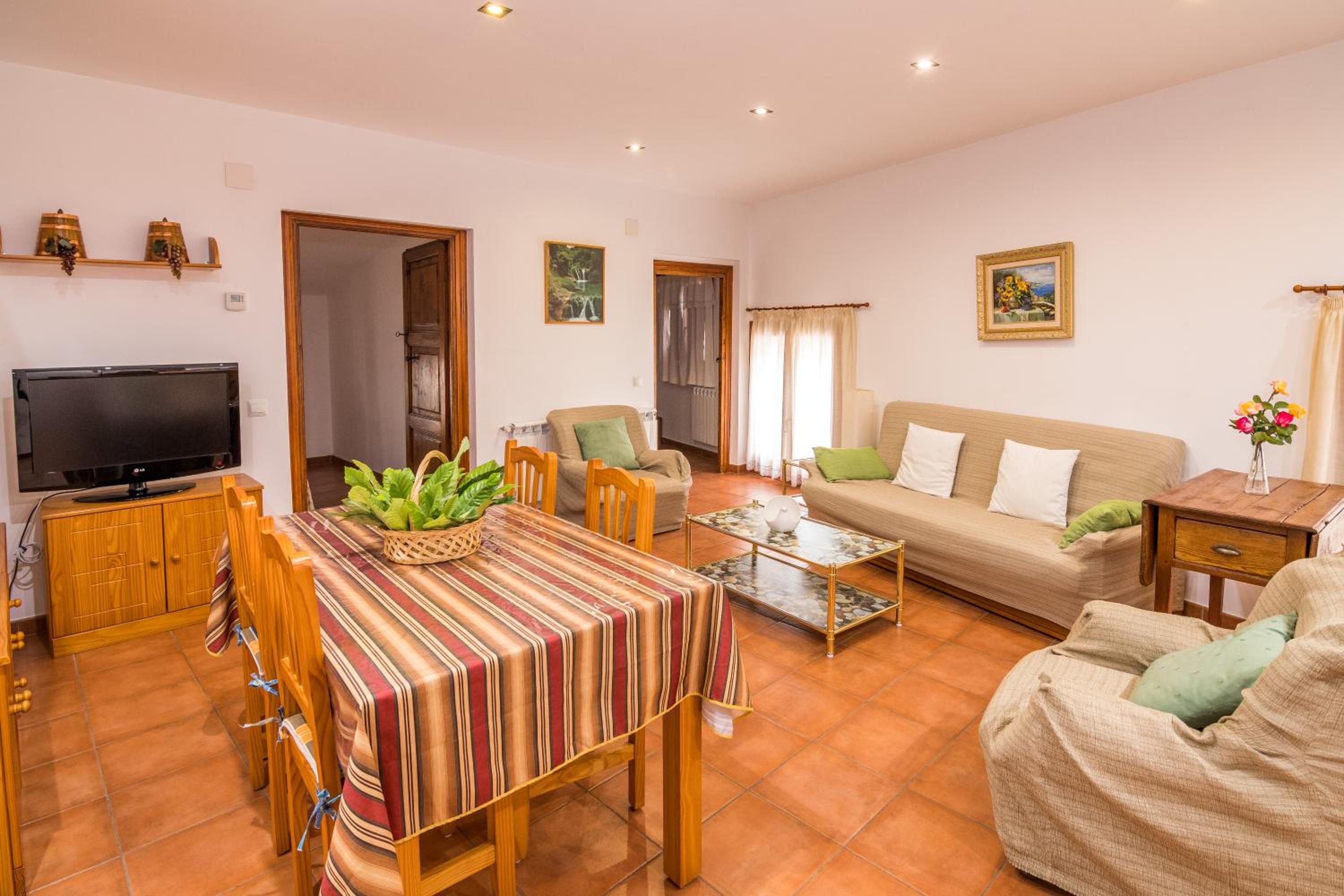 CASA MICOLAU view 4