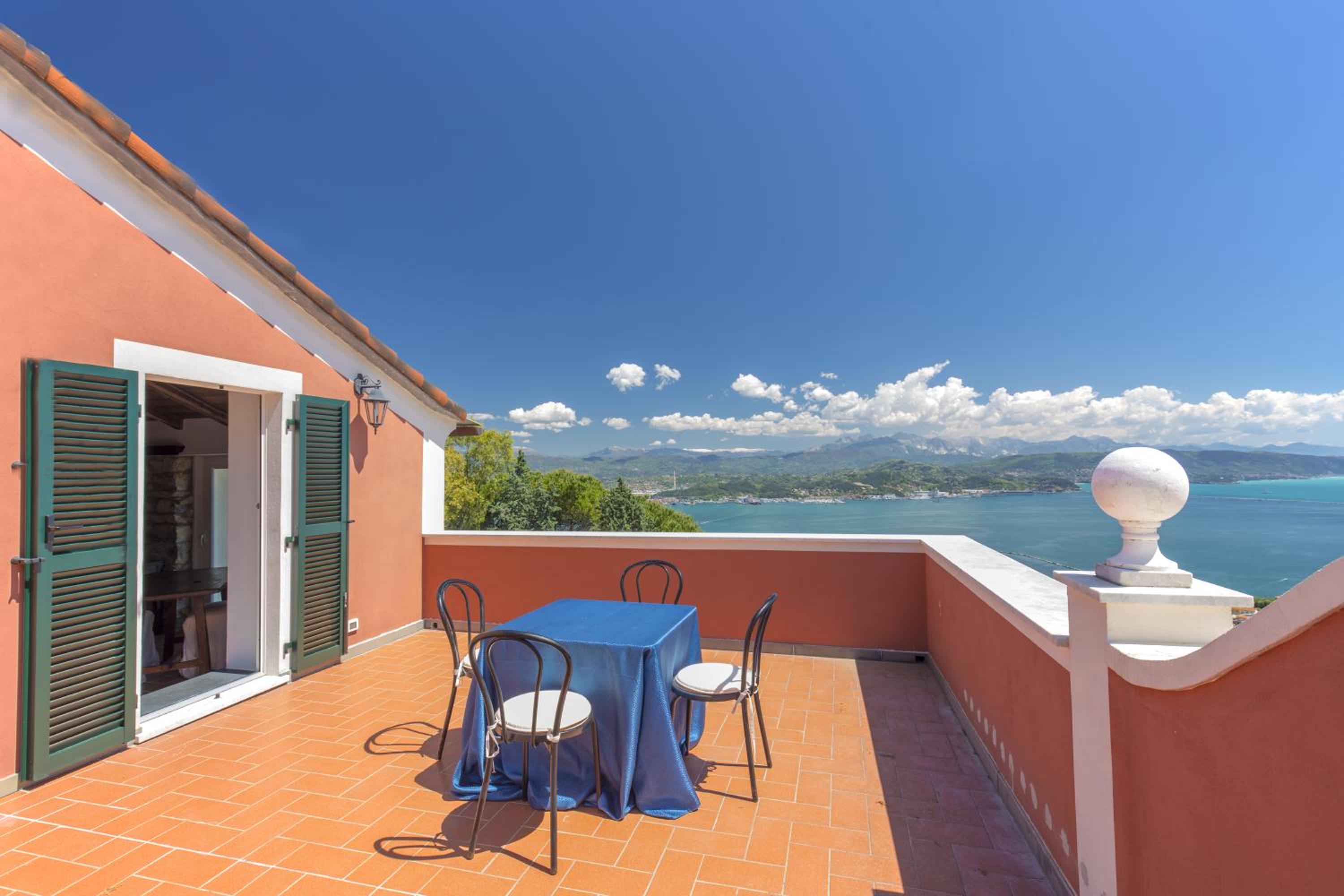 Villa Bellosguardo Apartments