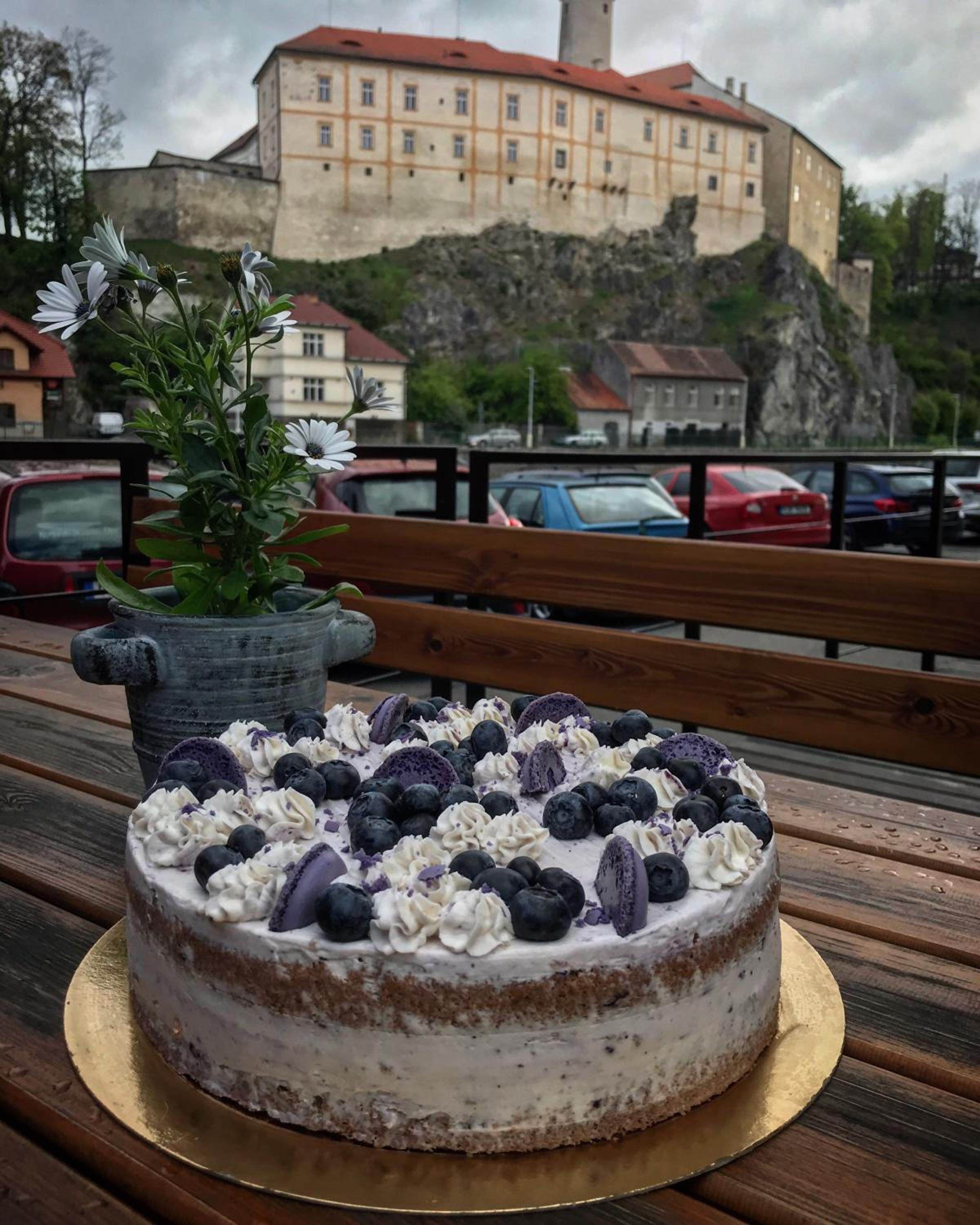 Penzion a restaurace U ŘEKY