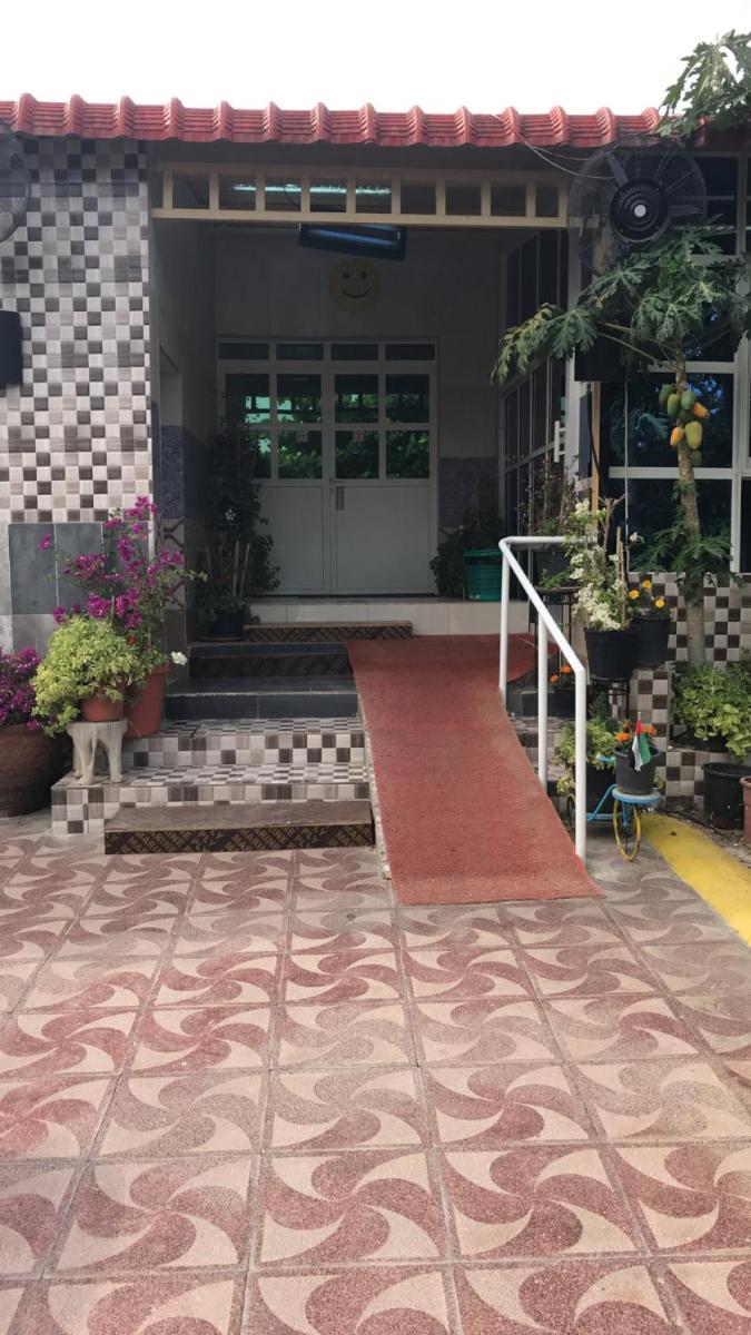 Happiness Farm