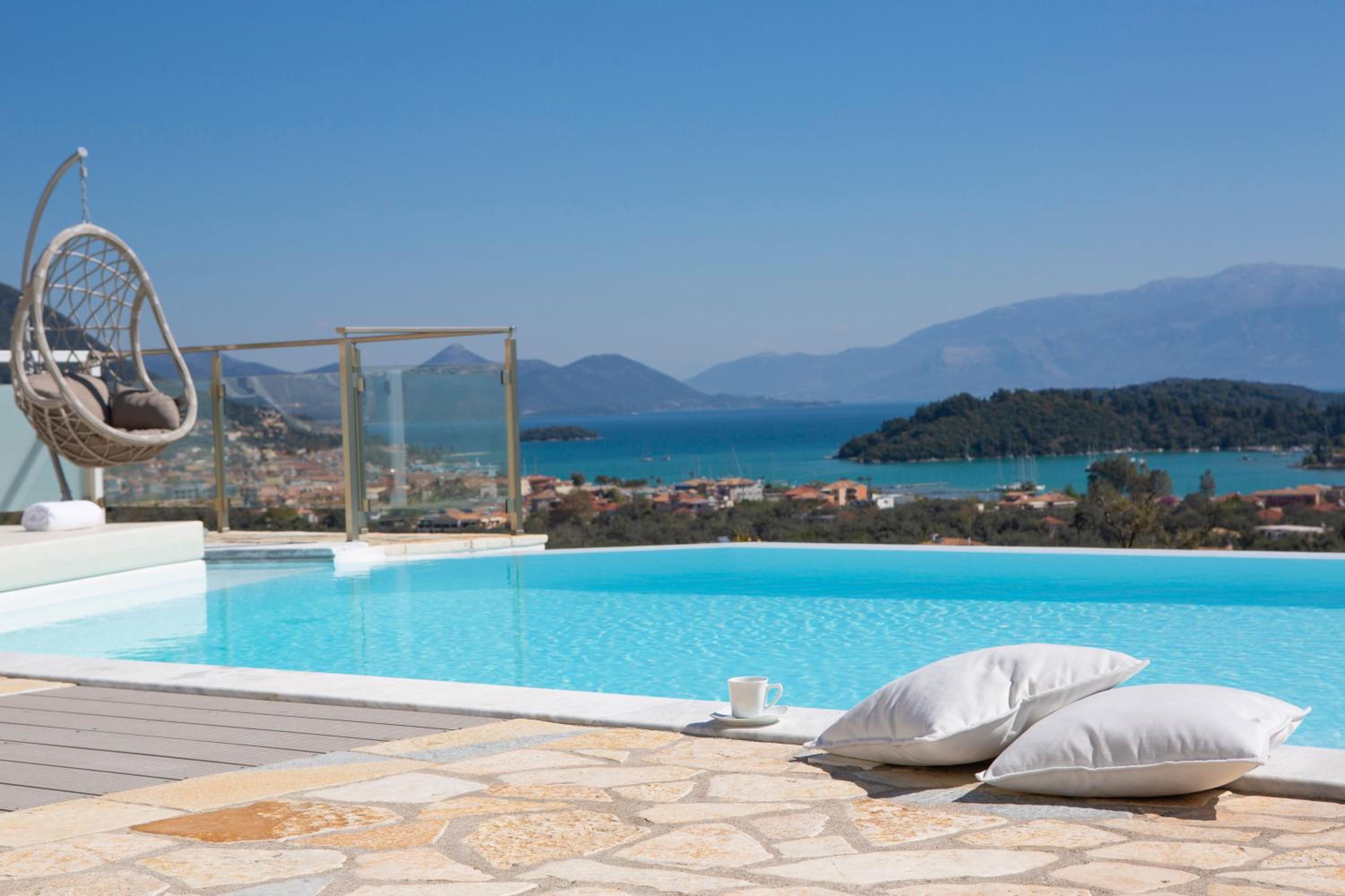 AFRODITI VILLAS Collection