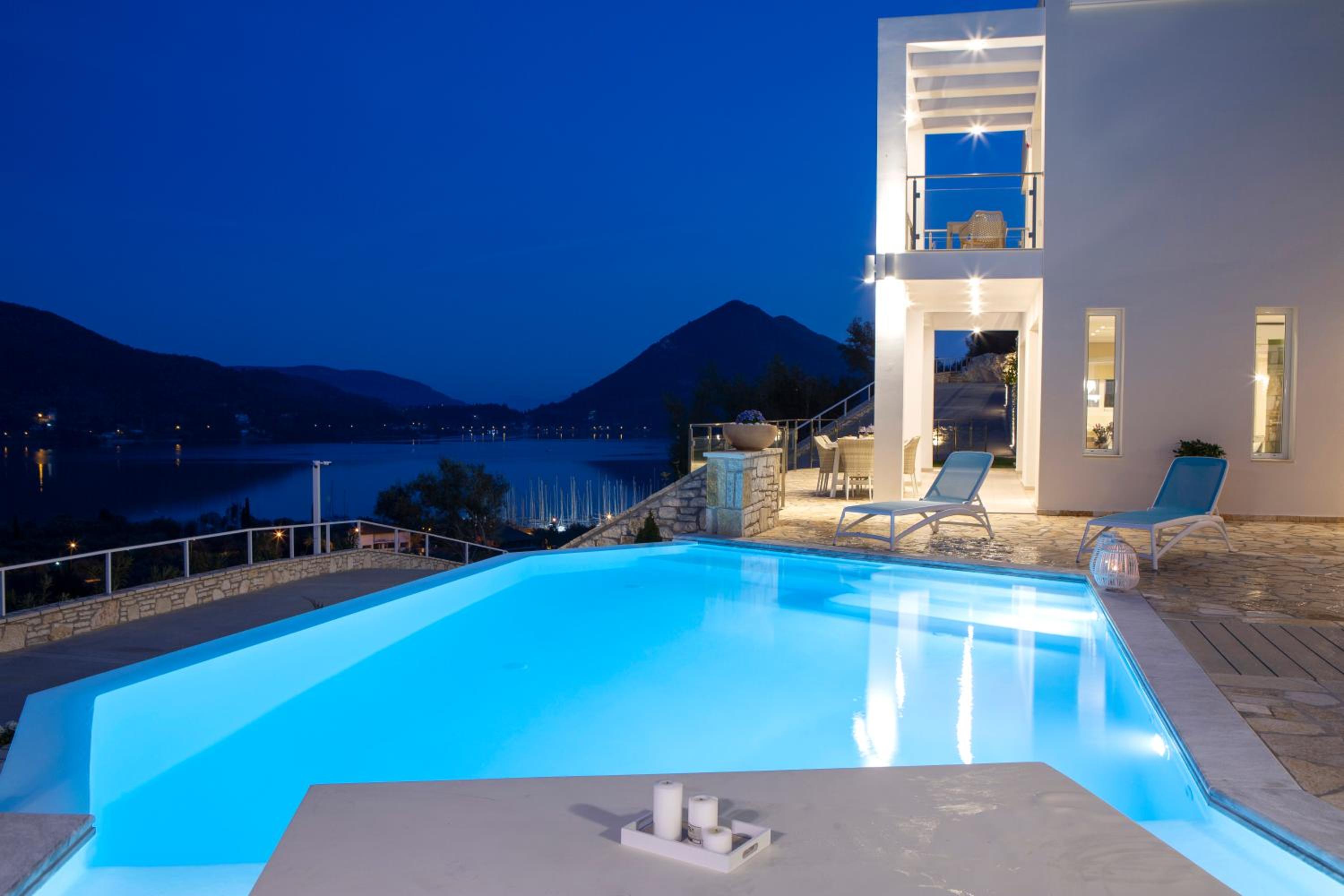 AFRODITI VILLAS Collection