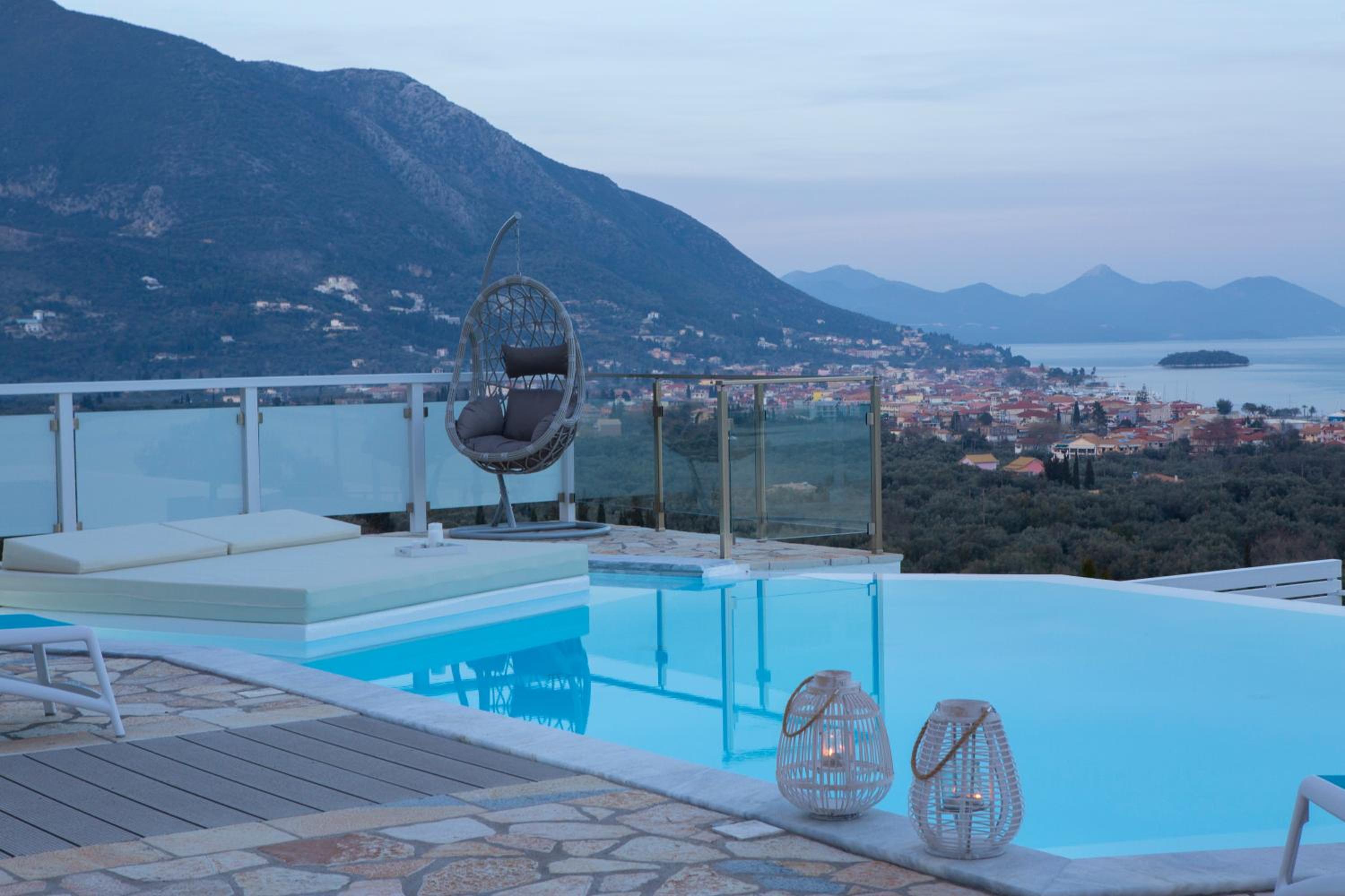AFRODITI VILLAS Collection