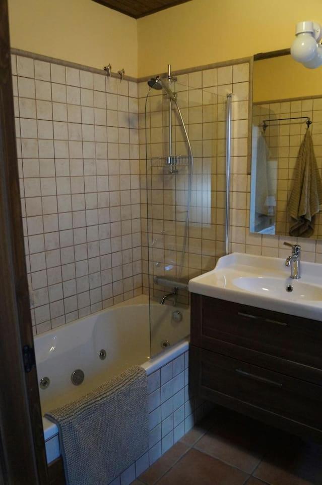 Photo 25