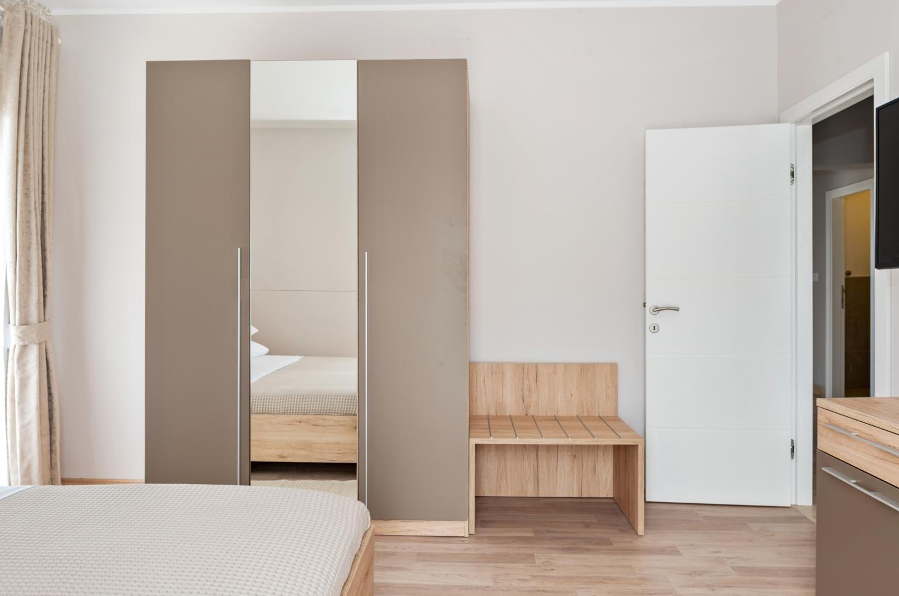 AAA Anić Amazing Apartments DELUXE photo 5