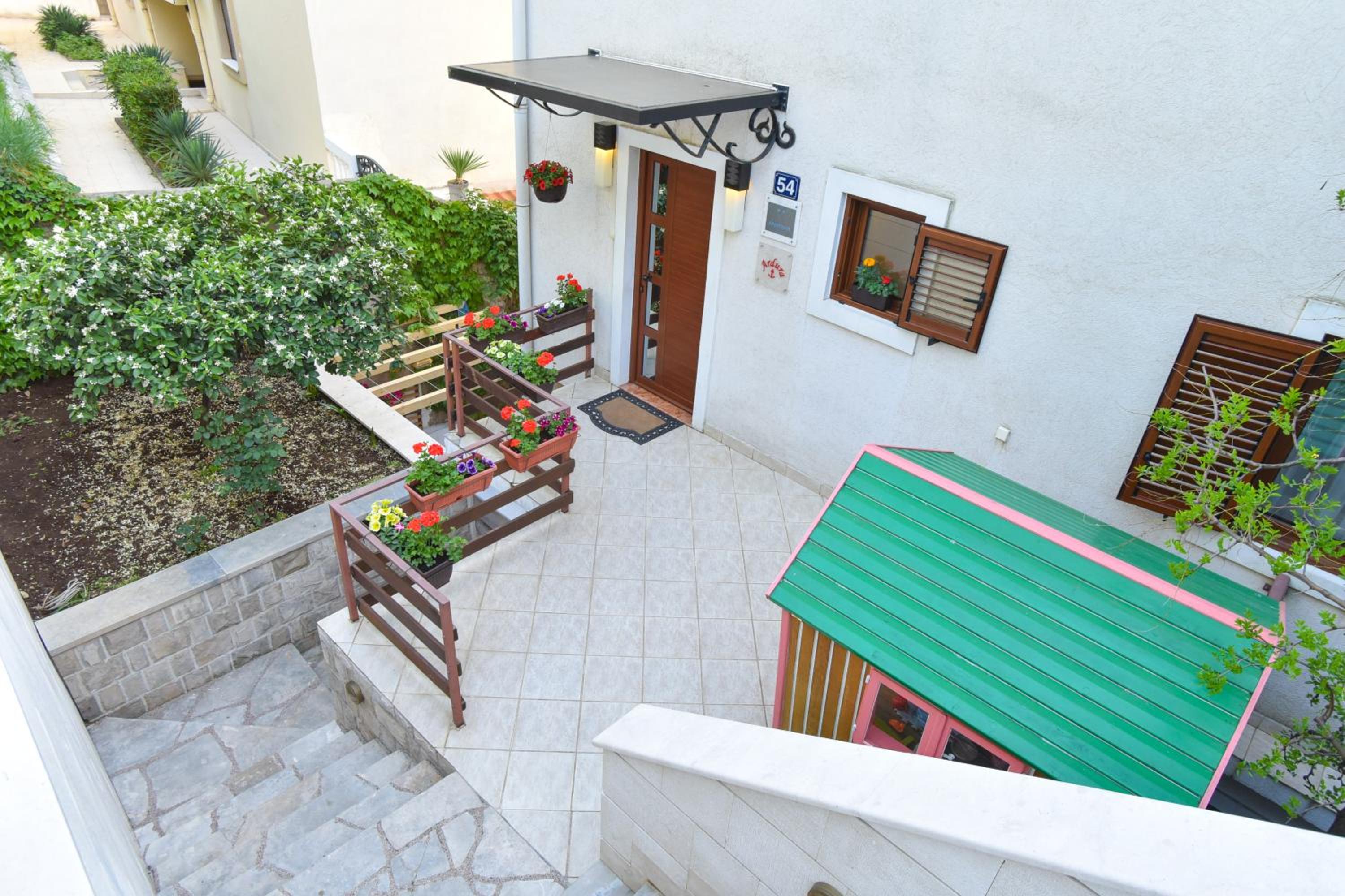 Guest House Jedro view 3