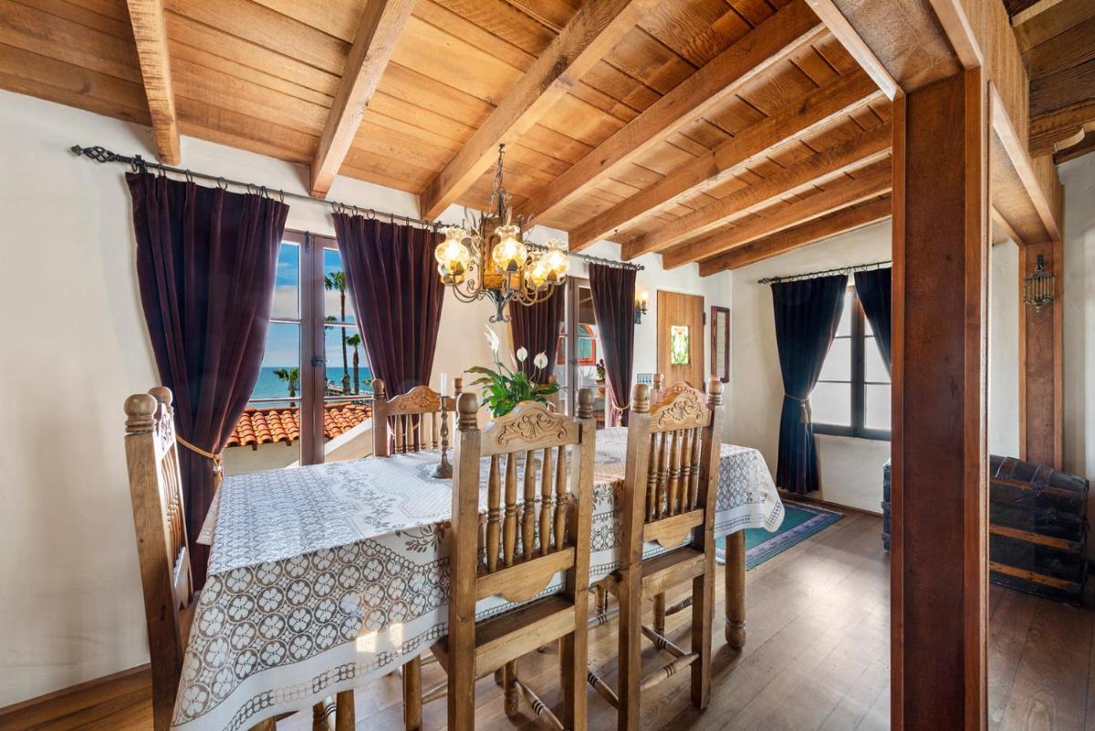 San Clemente Vacations - Oceanfront Hacienda - Property Image 19