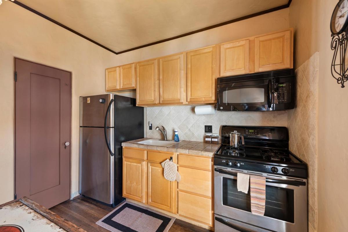 San Clemente Vacations - Oceanfront Hacienda - Property Image 8