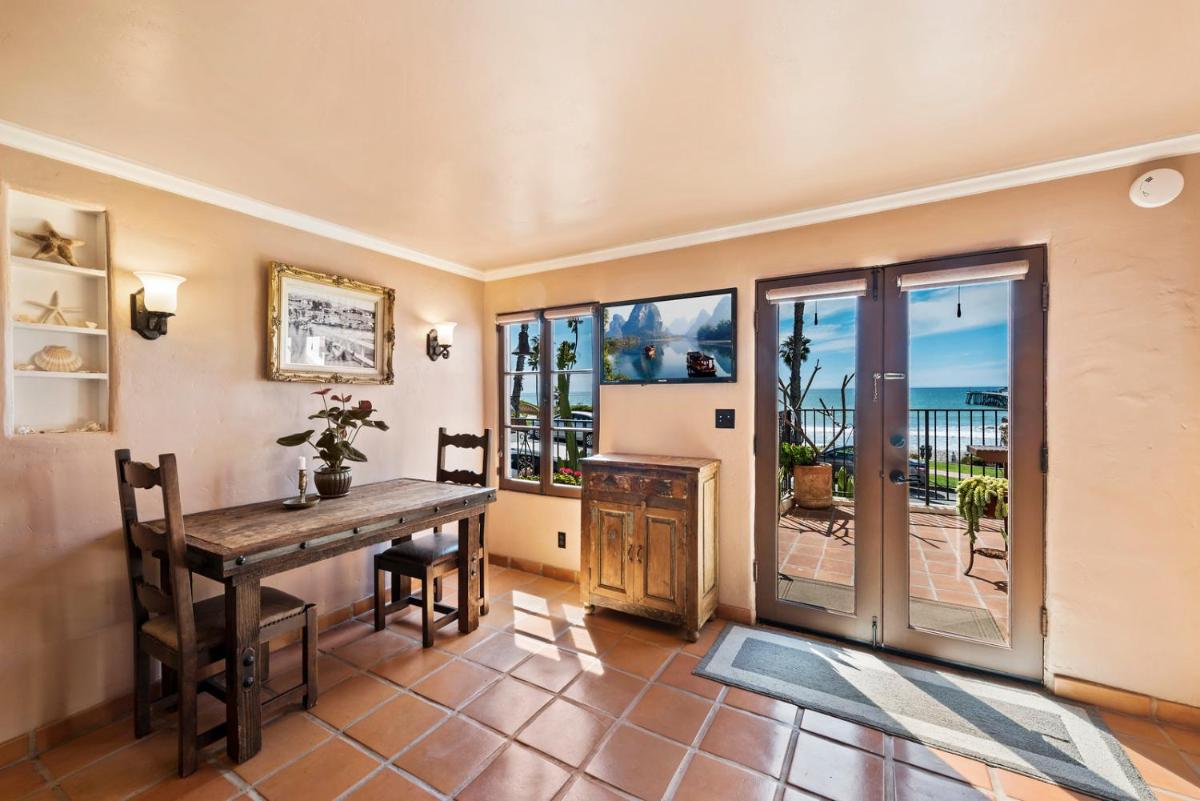 San Clemente Vacations - Oceanfront Hacienda - Property Image 24