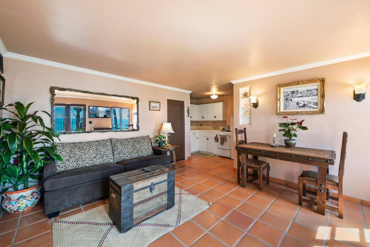 San Clemente Vacations - Oceanfront Hacienda - Property Image 26