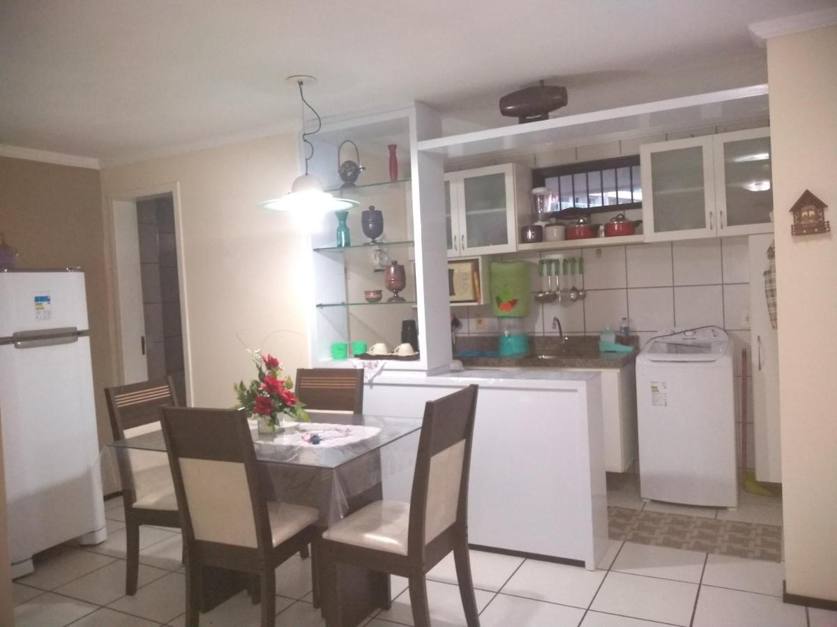 Otimo apartamento 2 quartos,tv acabo,internet