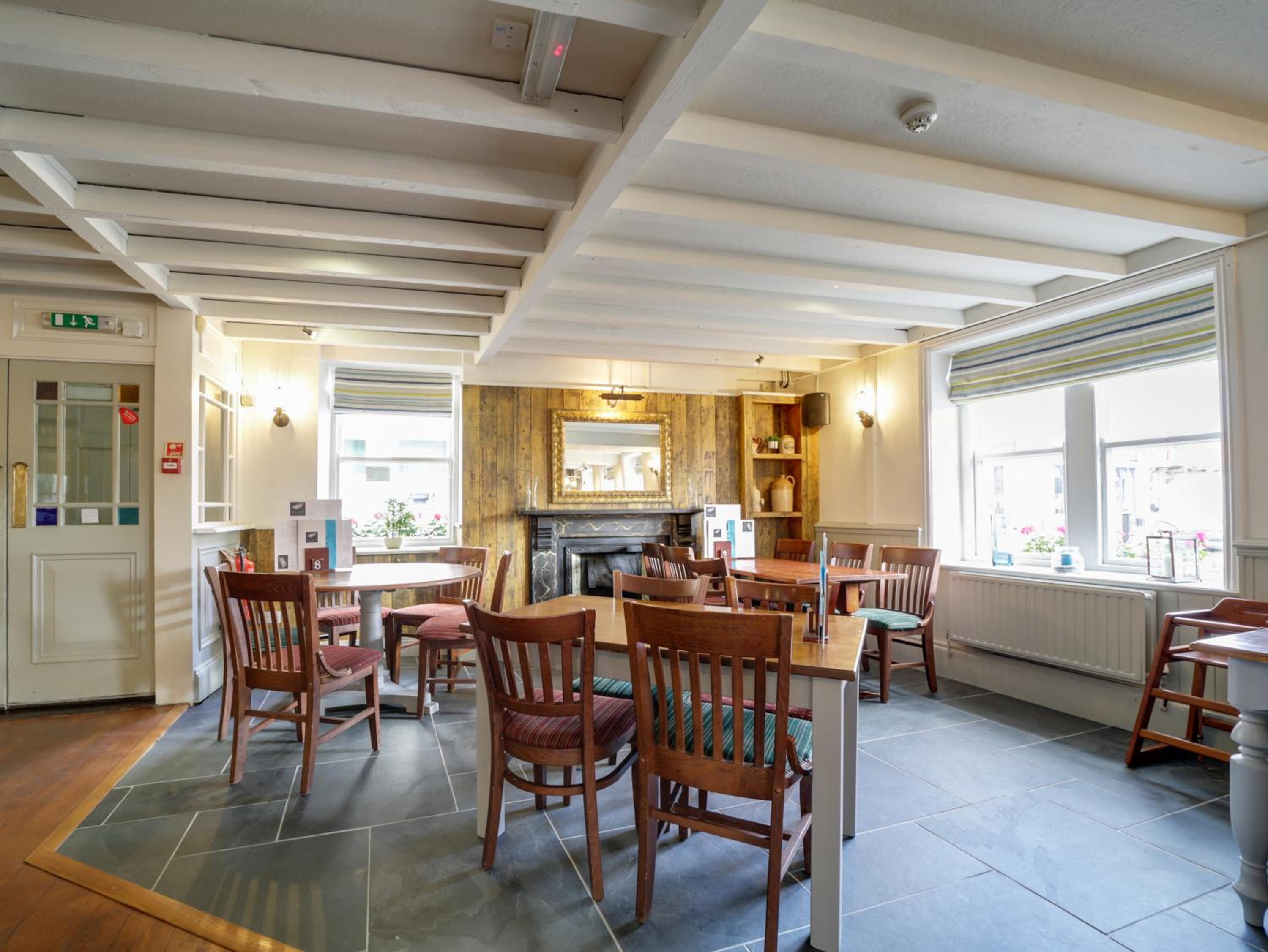 Wadebridge Vacations - The Swan Hotel - Property Image 4