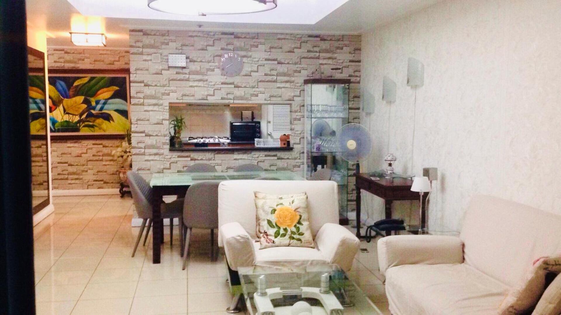 67 sqm. Condo Unit in Robinson Place Residences view 2