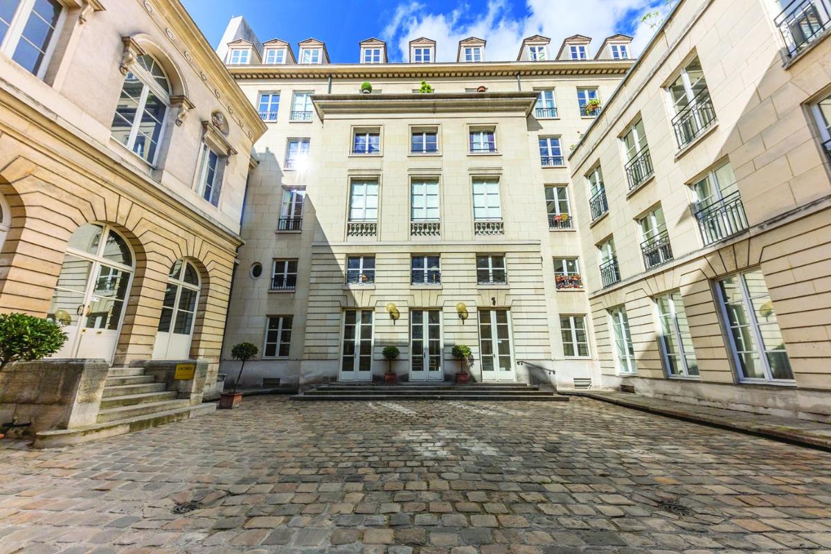 MARAIS - Elegant Flat in Old Paris