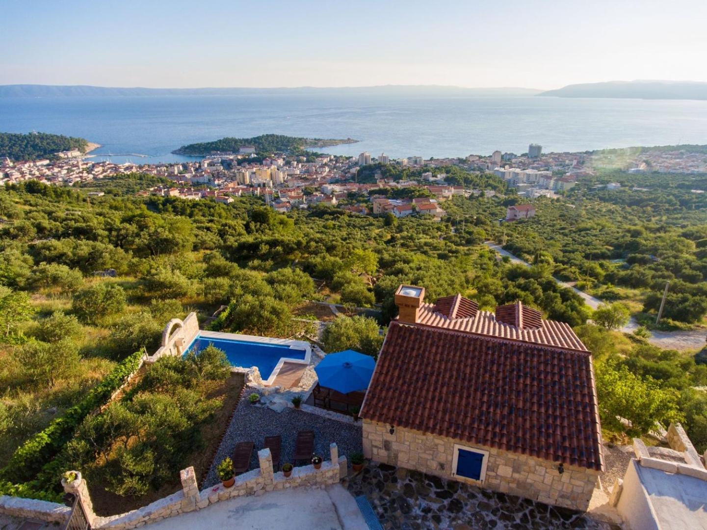 Villa Pina in Makarska, private pool view 3
