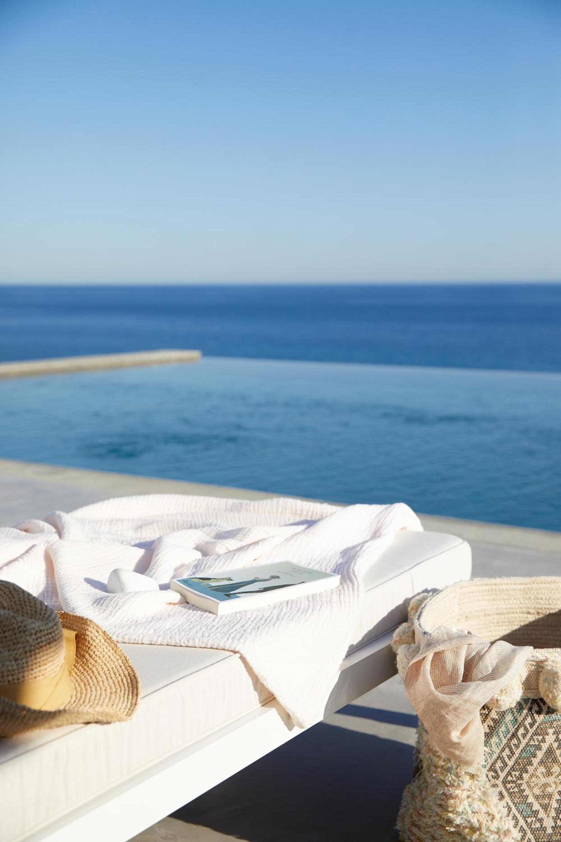 Milos Breeze Boutique Hotel 19