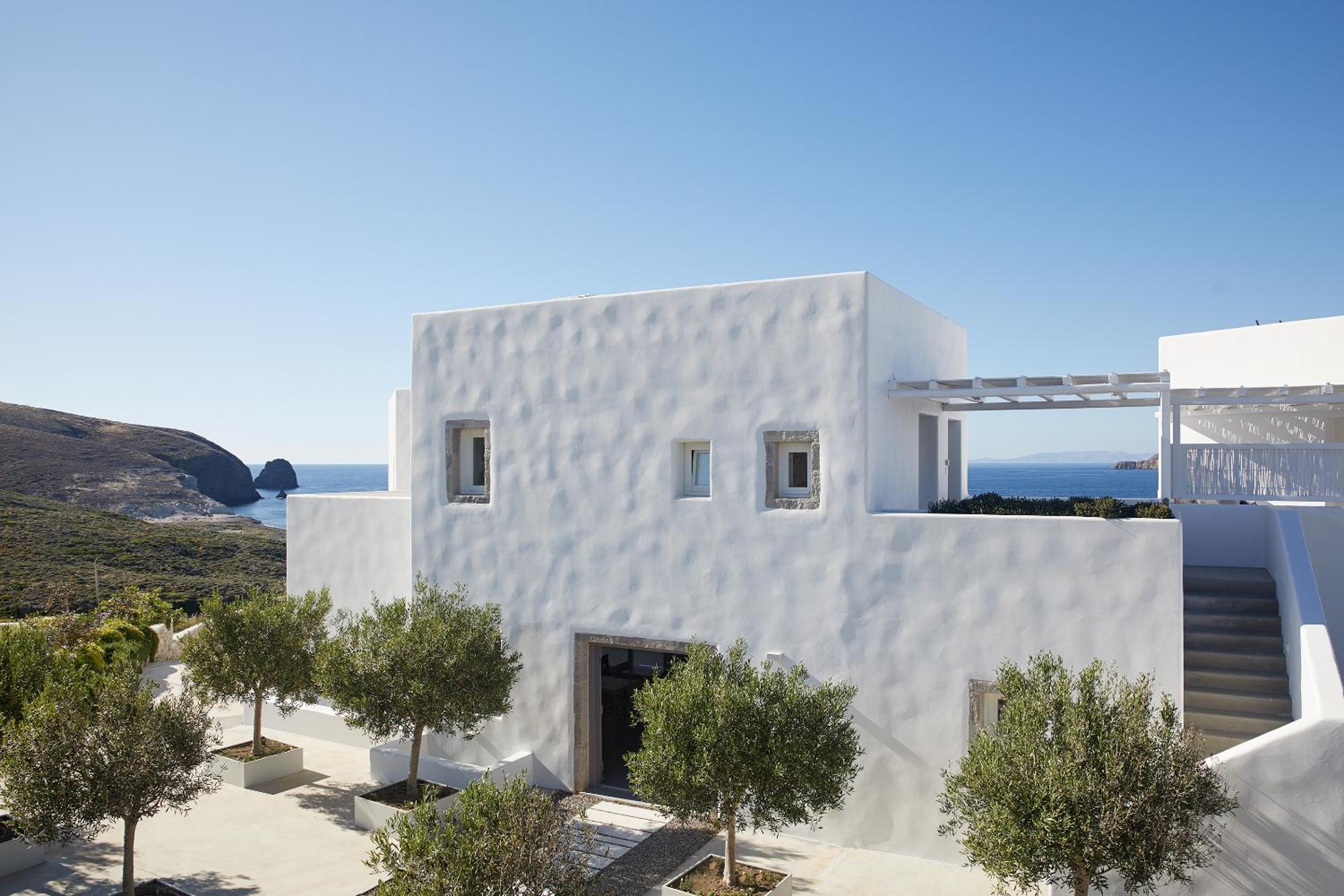 Milos Breeze Boutique Hotel 9