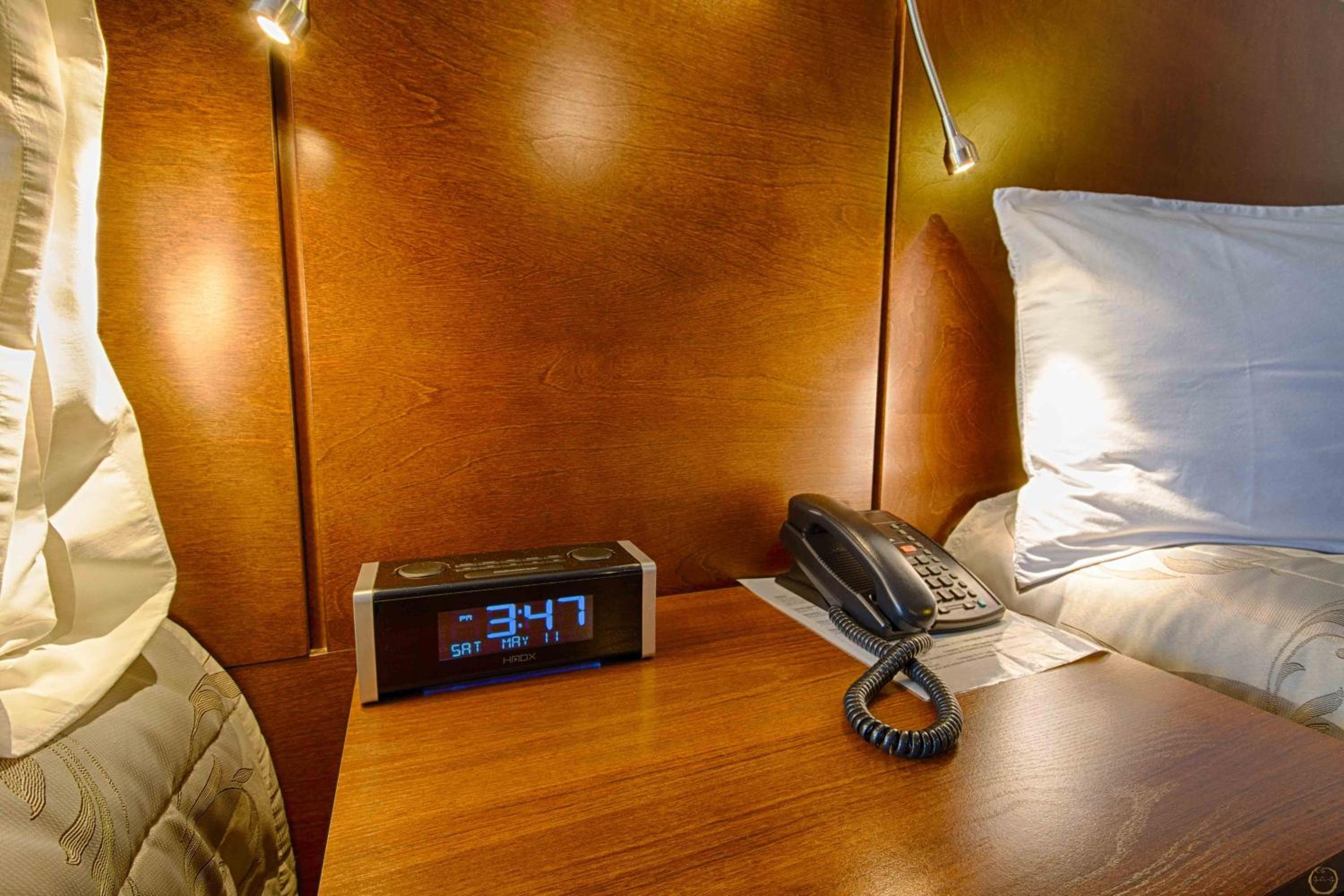 Motel Invitation