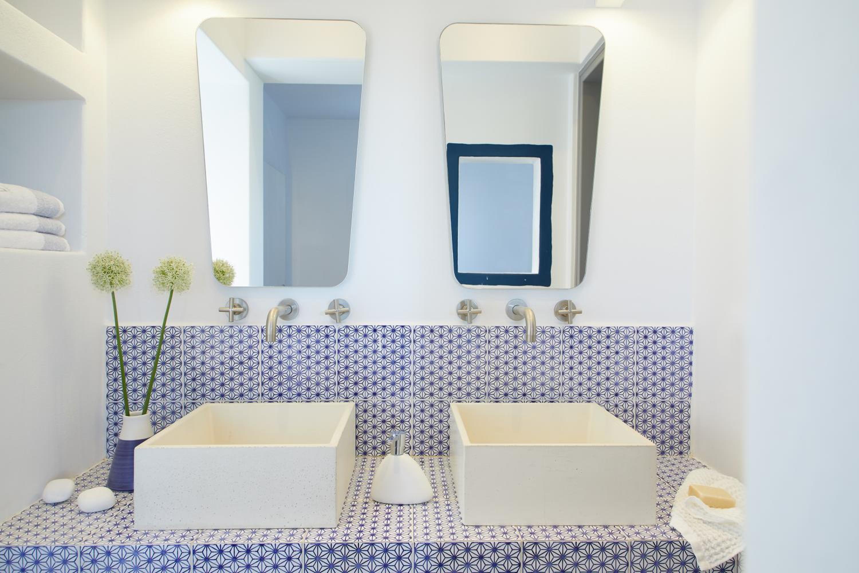 Milos Breeze Boutique Hotel 15