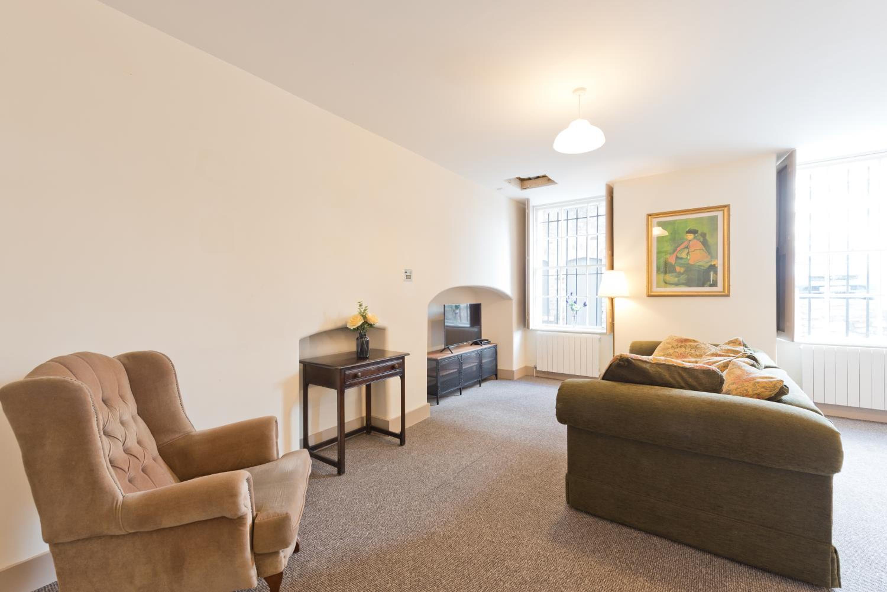 Henrietta Suites City Centre