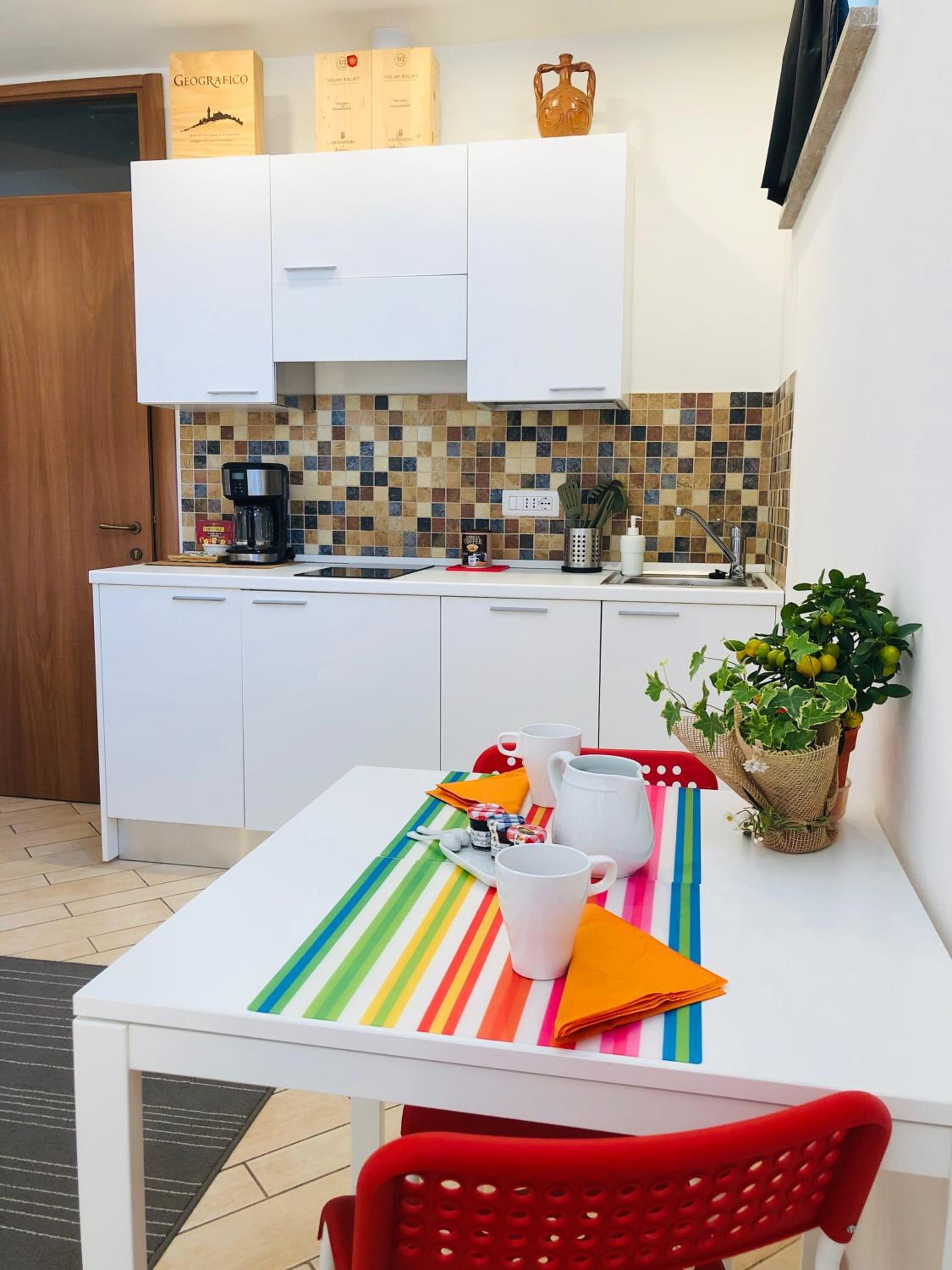 La Dolce Vita studio with free private parking view 2