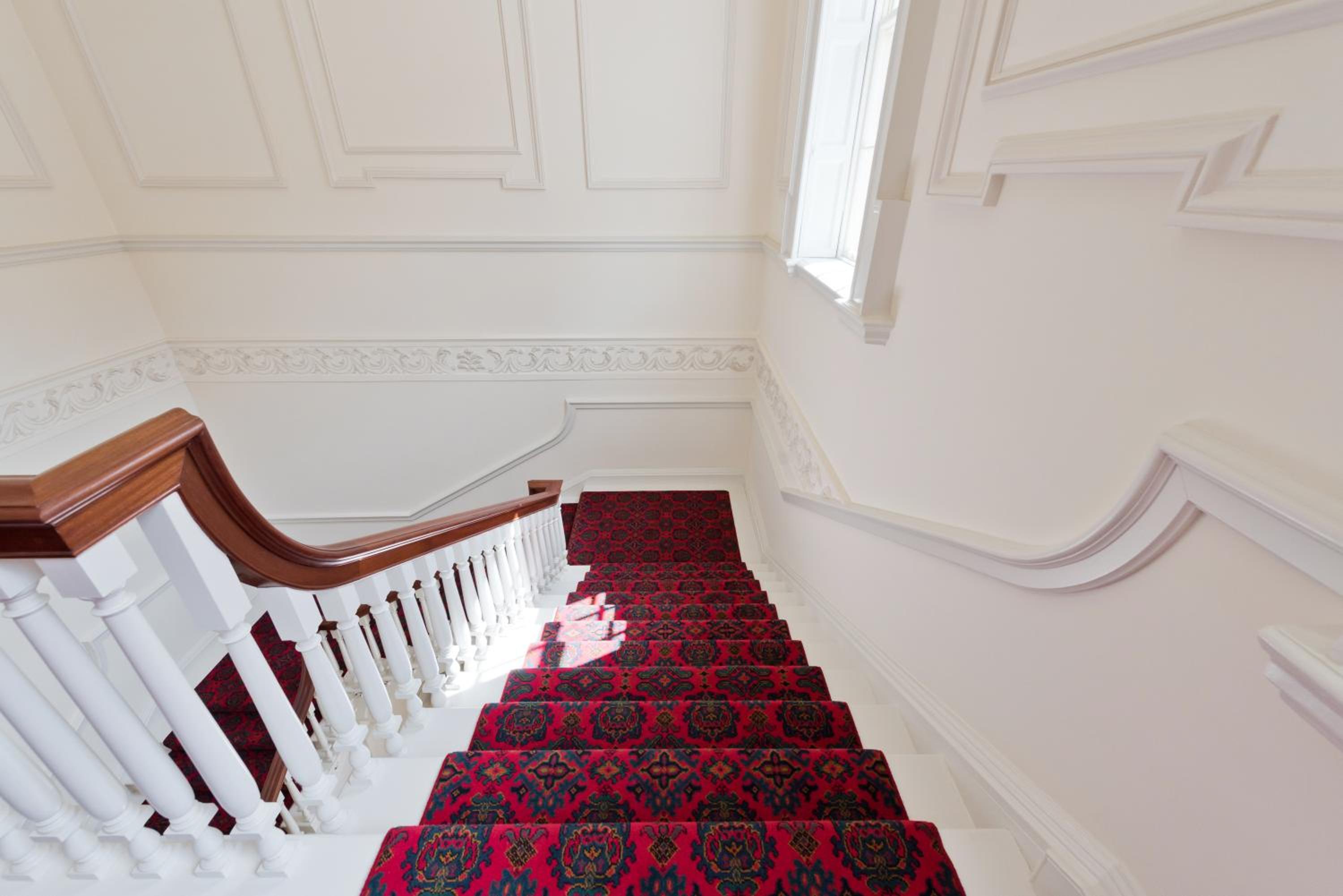 Henrietta Suites City Centre