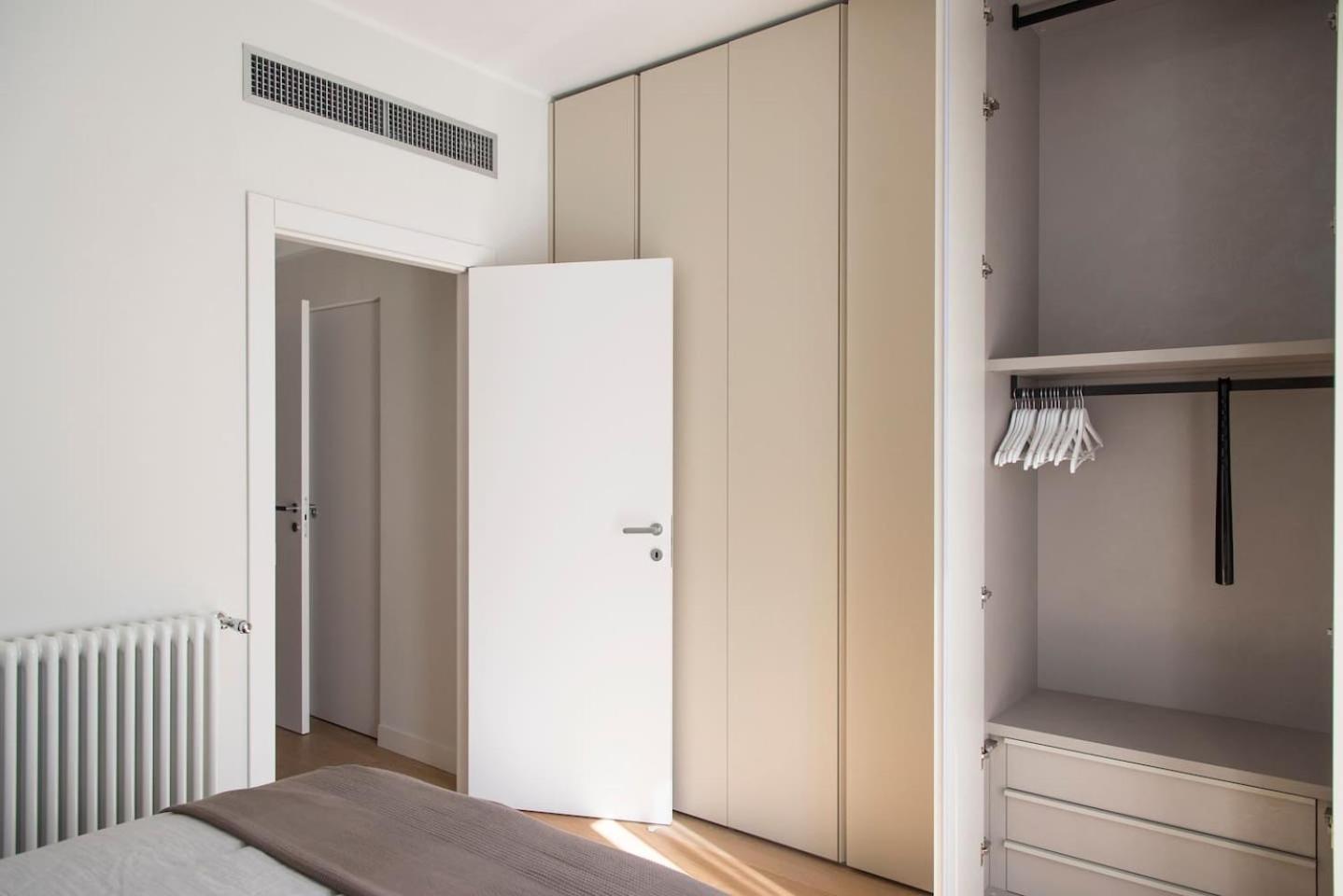 Brand new apt , City Life district