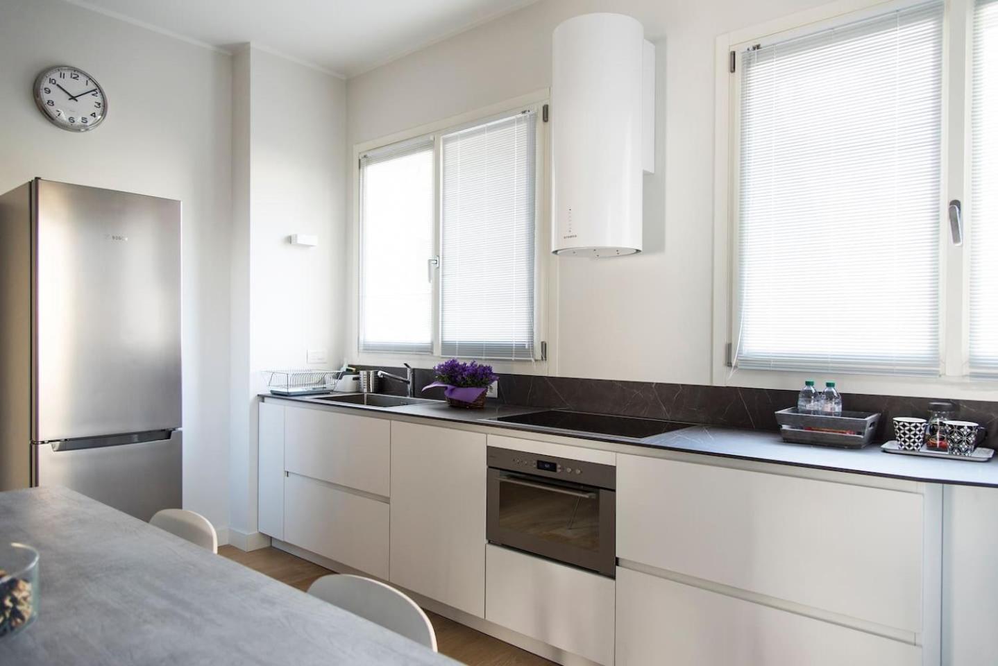 Brand new apt , City Life district